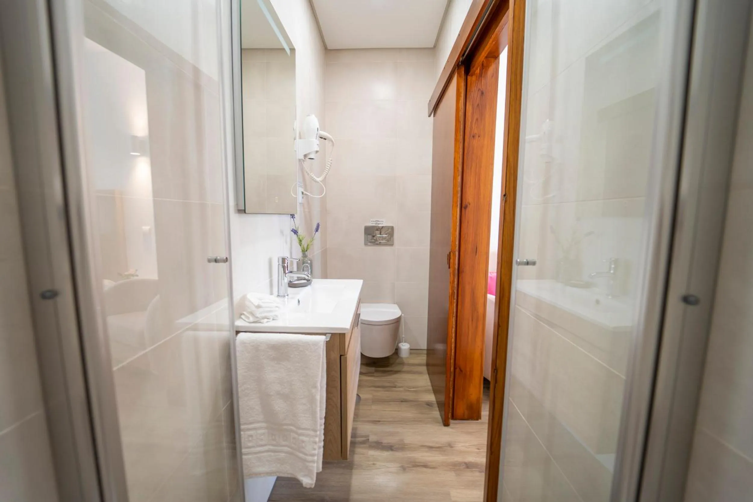 Shower in Apartamentos Flor da Laranja, Albufeira by AlgarveBlossom