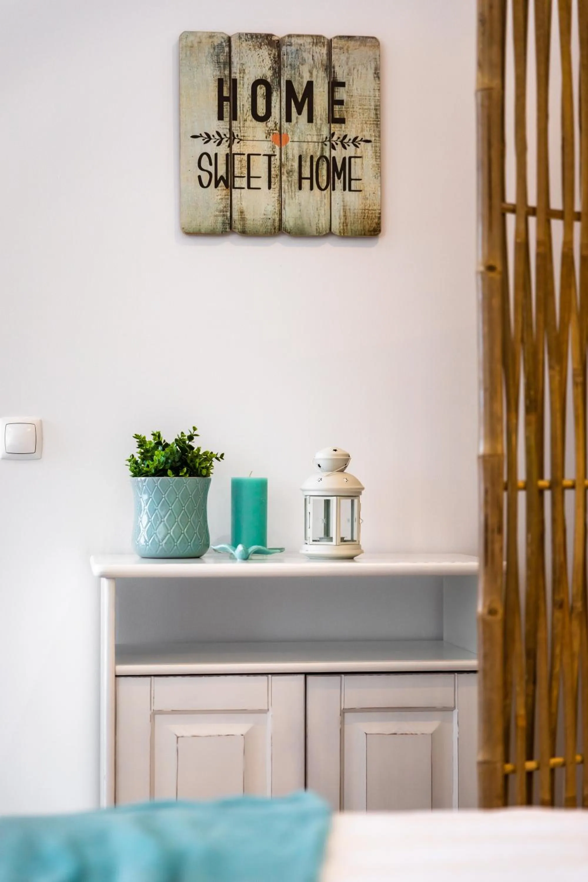 Spring in Apartamentos Flor da Laranja, Albufeira by AlgarveBlossom