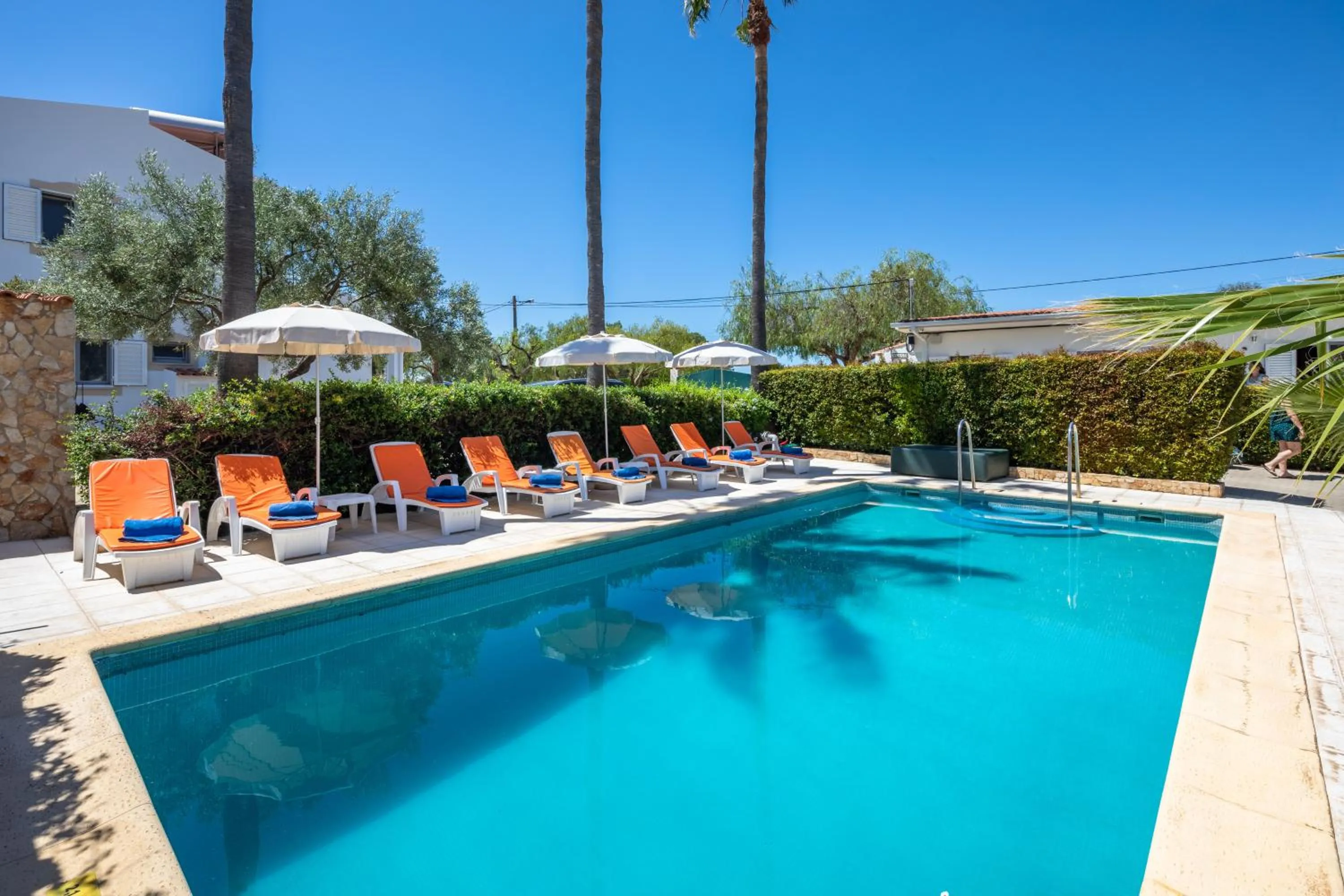 Swimming pool in Apartamentos Flor da Laranja, Albufeira by AlgarveBlossom