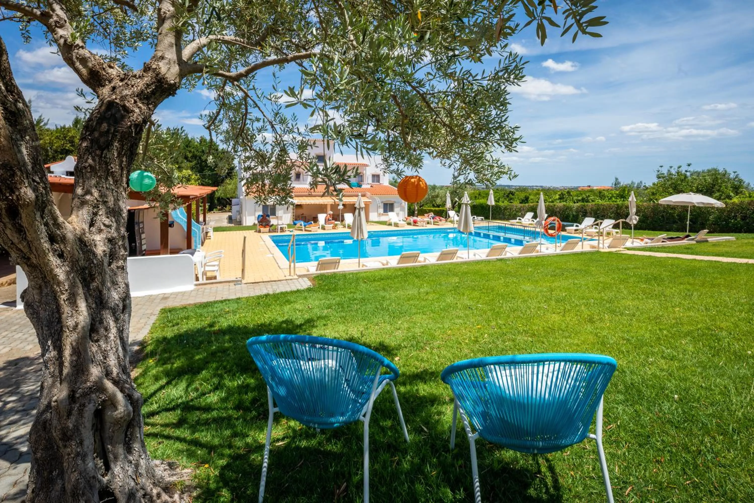 Garden in Apartamentos Flor da Laranja, Albufeira by AlgarveBlossom