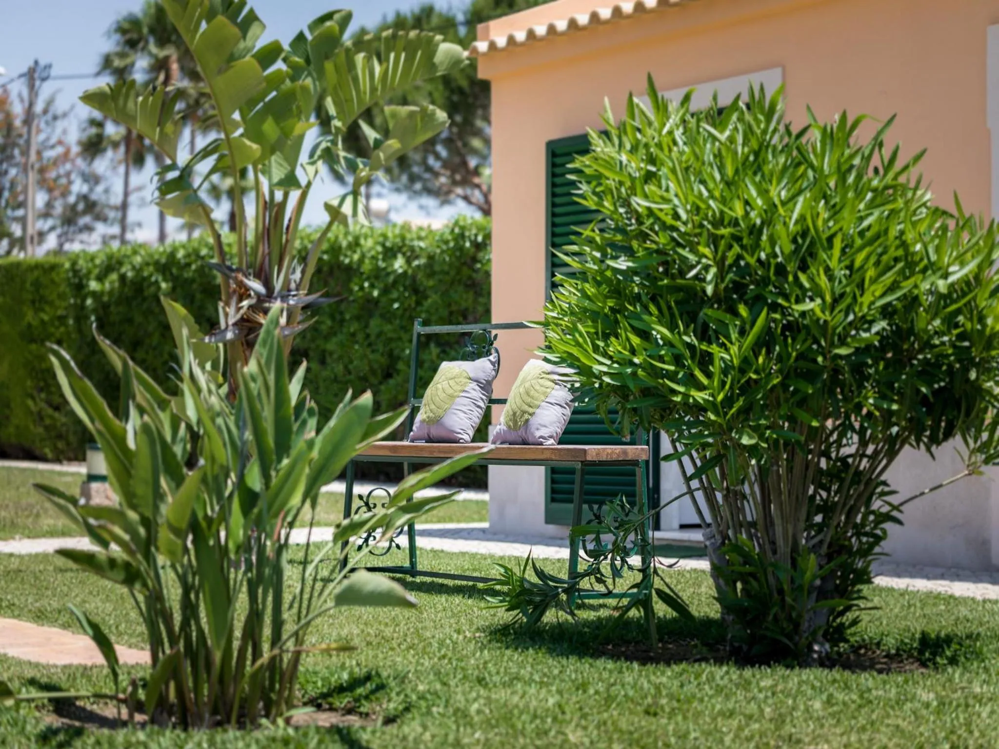 Day in Apartamentos Monte dos Avós, Albufeira by AlgarveBlossom