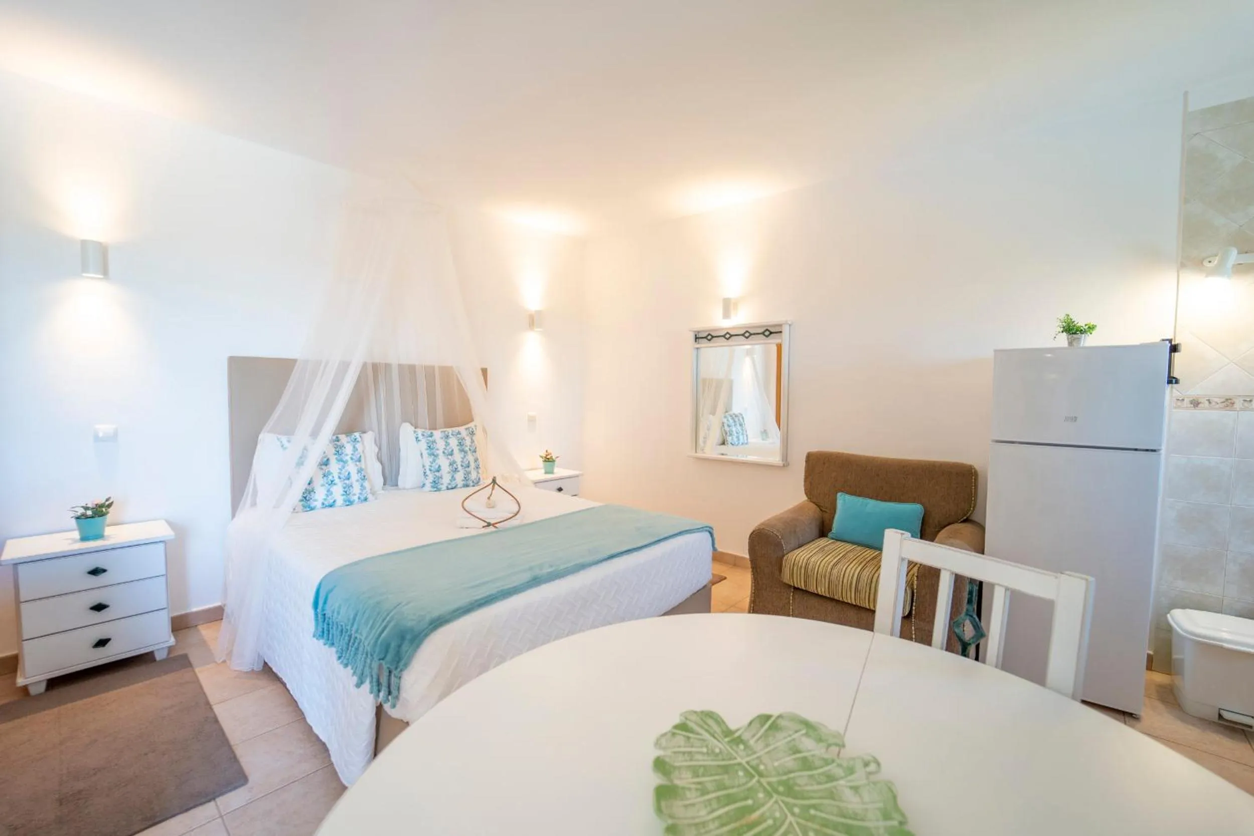 Bed in Apartamentos Monte dos Avós, Albufeira by AlgarveBlossom