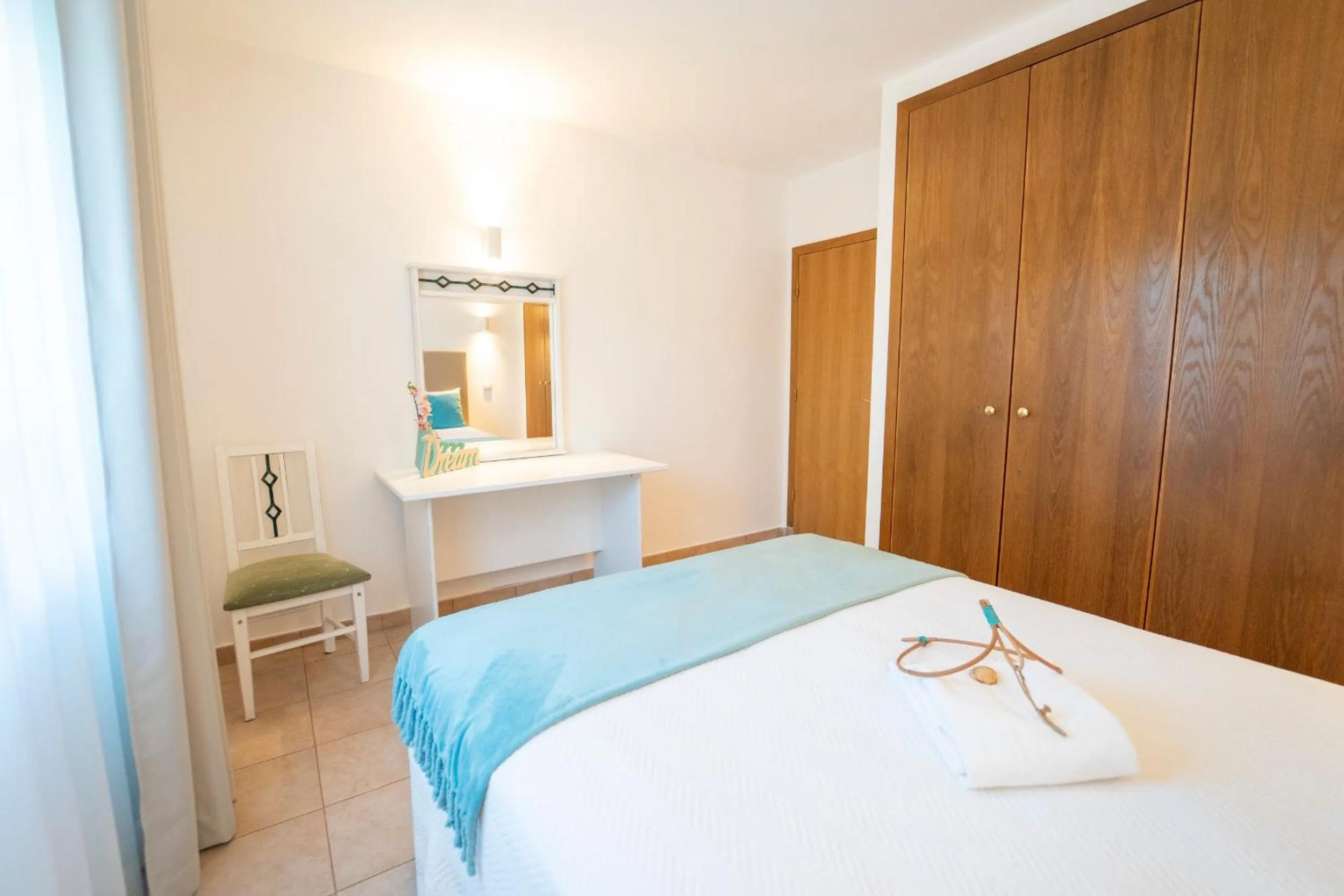 Bed in Apartamentos Monte dos Avós, Albufeira by AlgarveBlossom