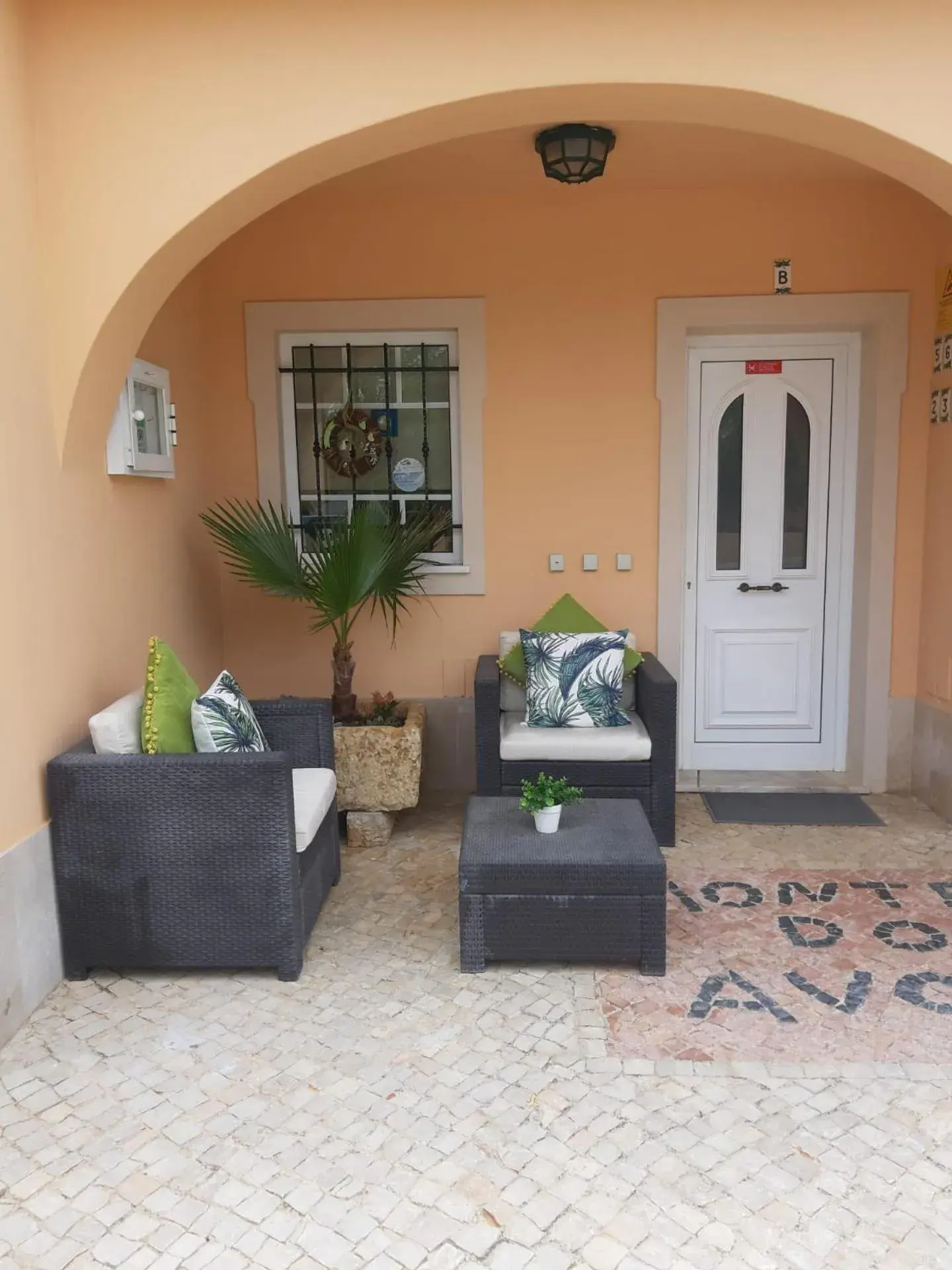 Lobby or reception in Apartamentos Monte dos Avós, Albufeira by AlgarveBlossom Lobby or reception in Apartamentos Monte dos Avós, Albufeira by AlgarveBlossom