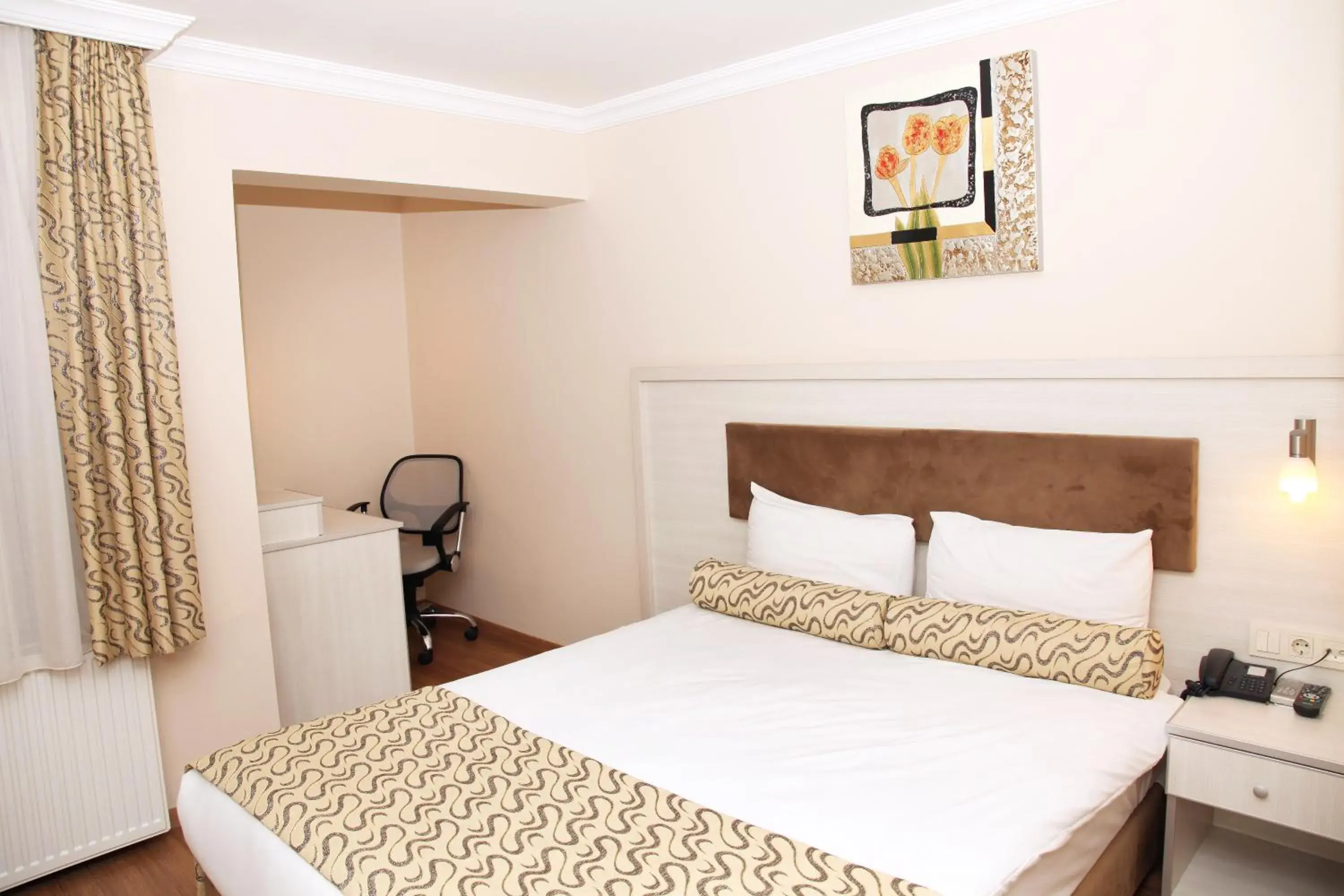 Standard Double or Twin Room in Grand Zeybek Hotel Standard Double or Twin Room in Grand Zeybek Hotel