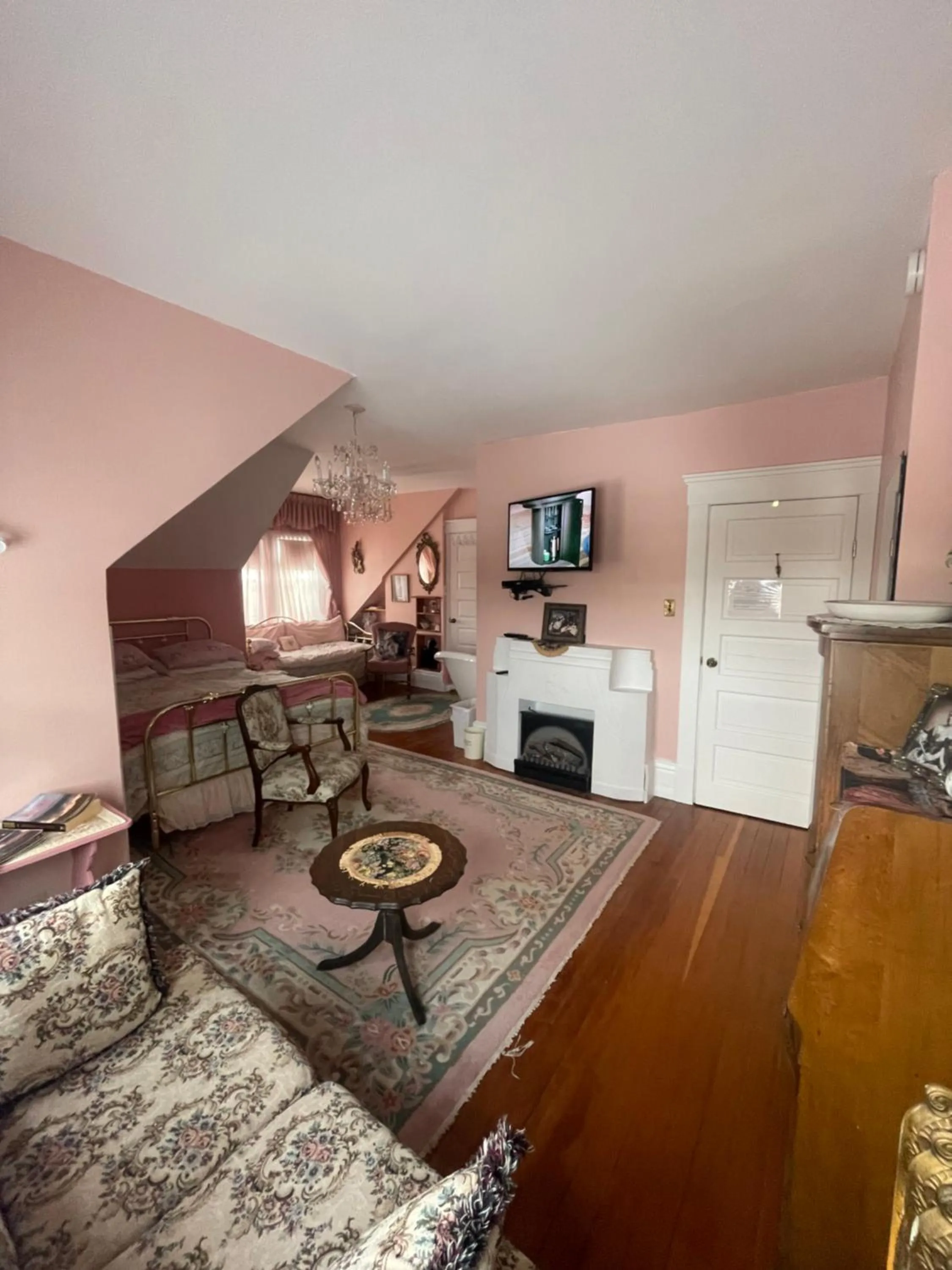 Wakamow Heights Bed and Breakfast