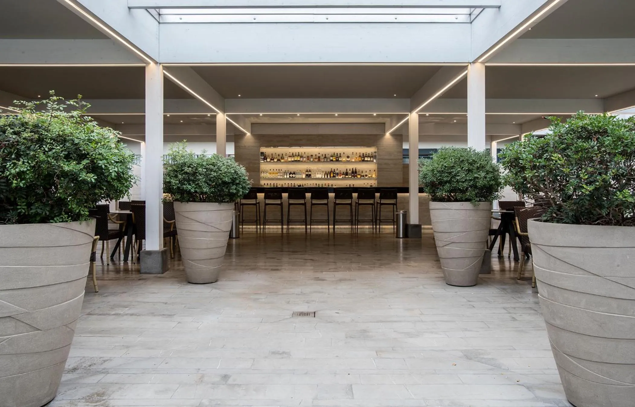 Patio in Ergife Palace Hotel