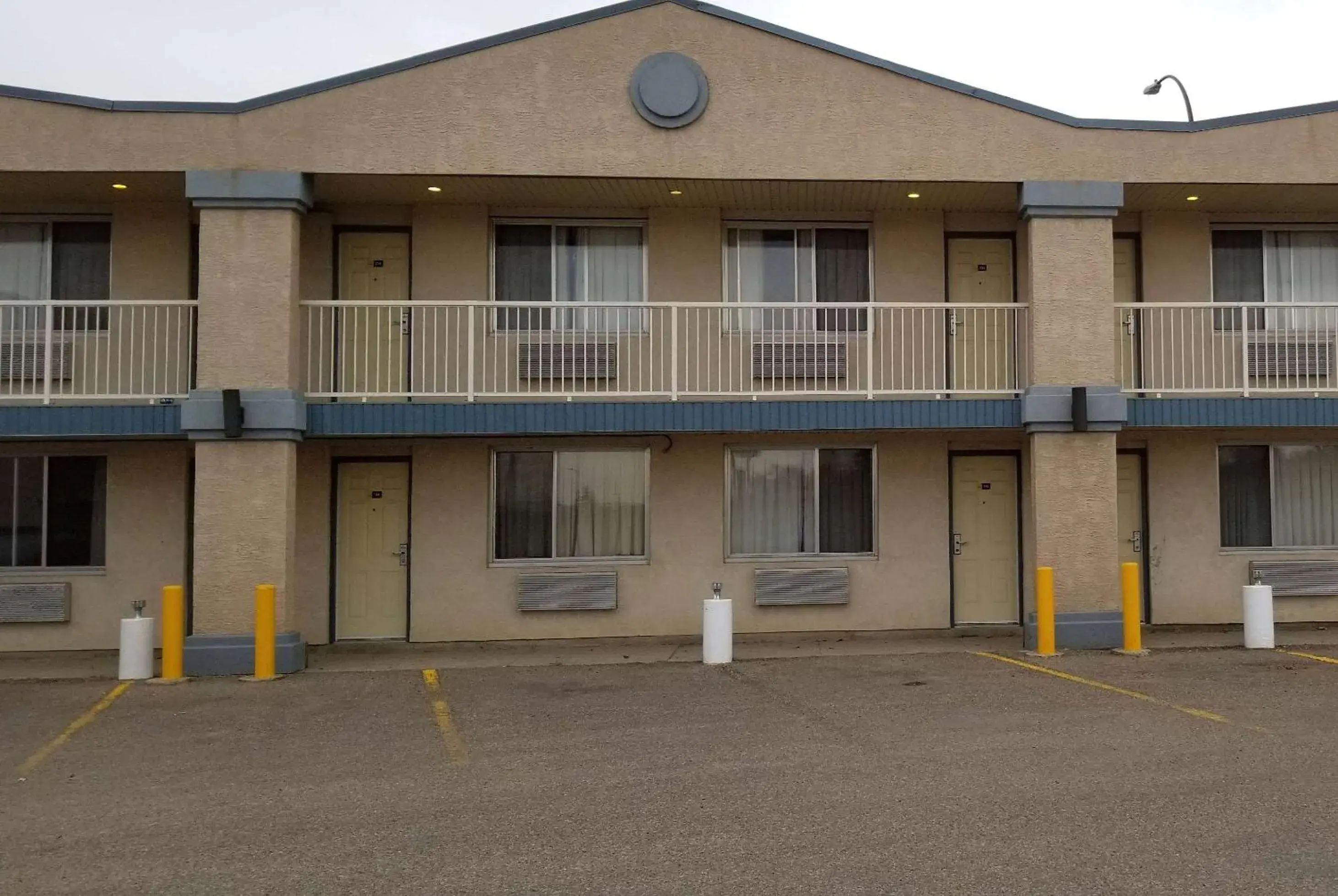 Property building in Days Inn by Wyndham Swift Current Property building in Days Inn by Wyndham Swift Current