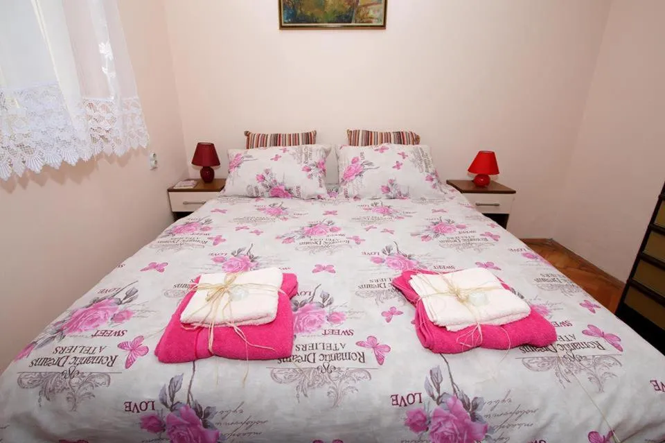 Bedroom, Bed in Apartman "Nina"