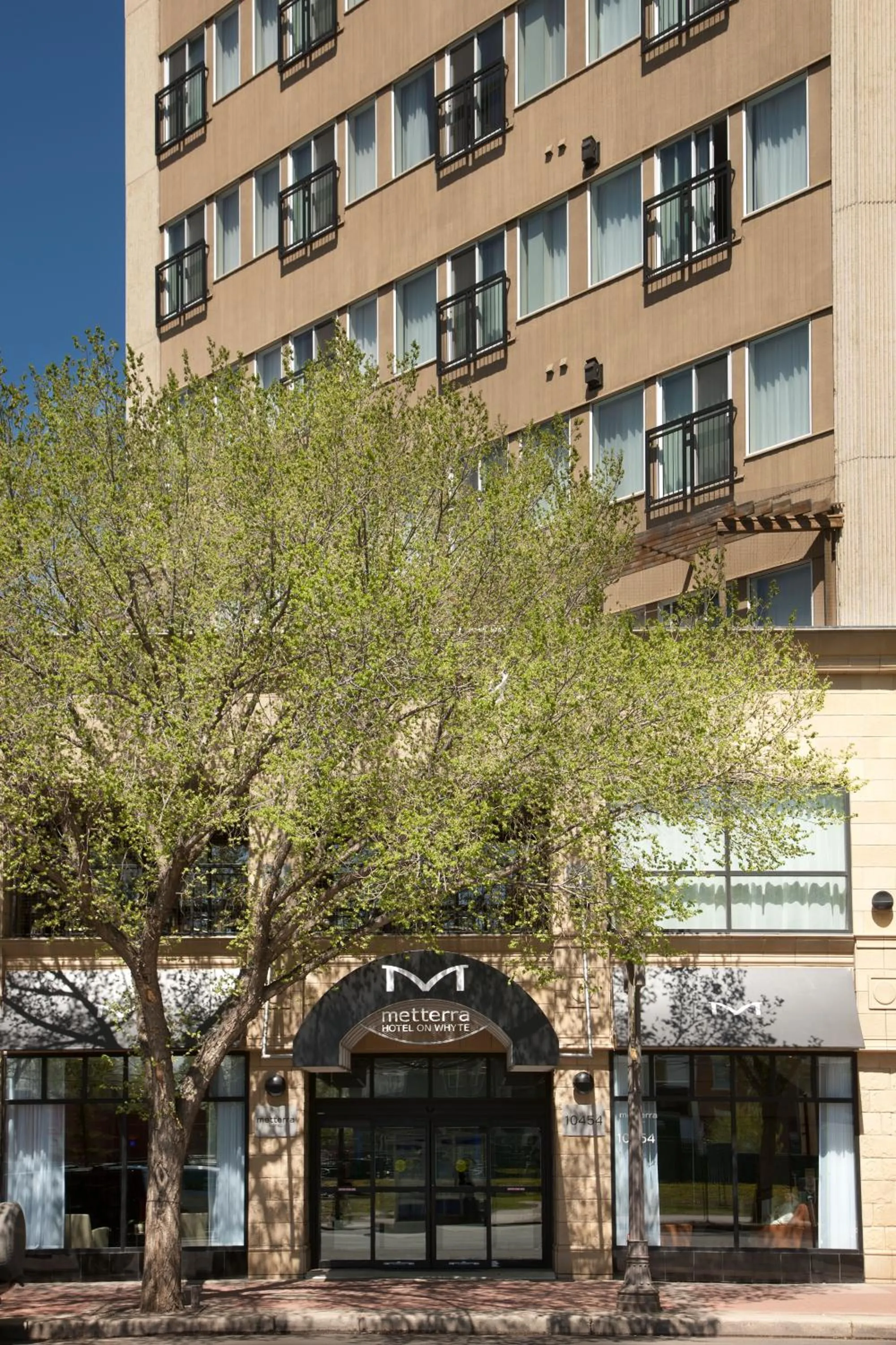Facade/entrance in Metterra Hotel on Whyte