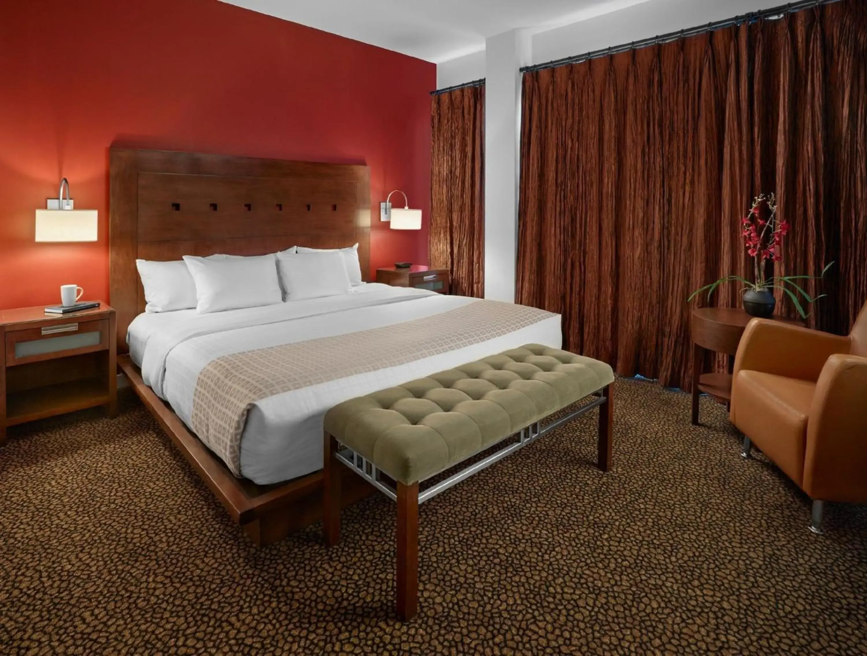 King Room with Balcony in Metterra Hotel on Whyte King Room with Balcony in Metterra Hotel on Whyte