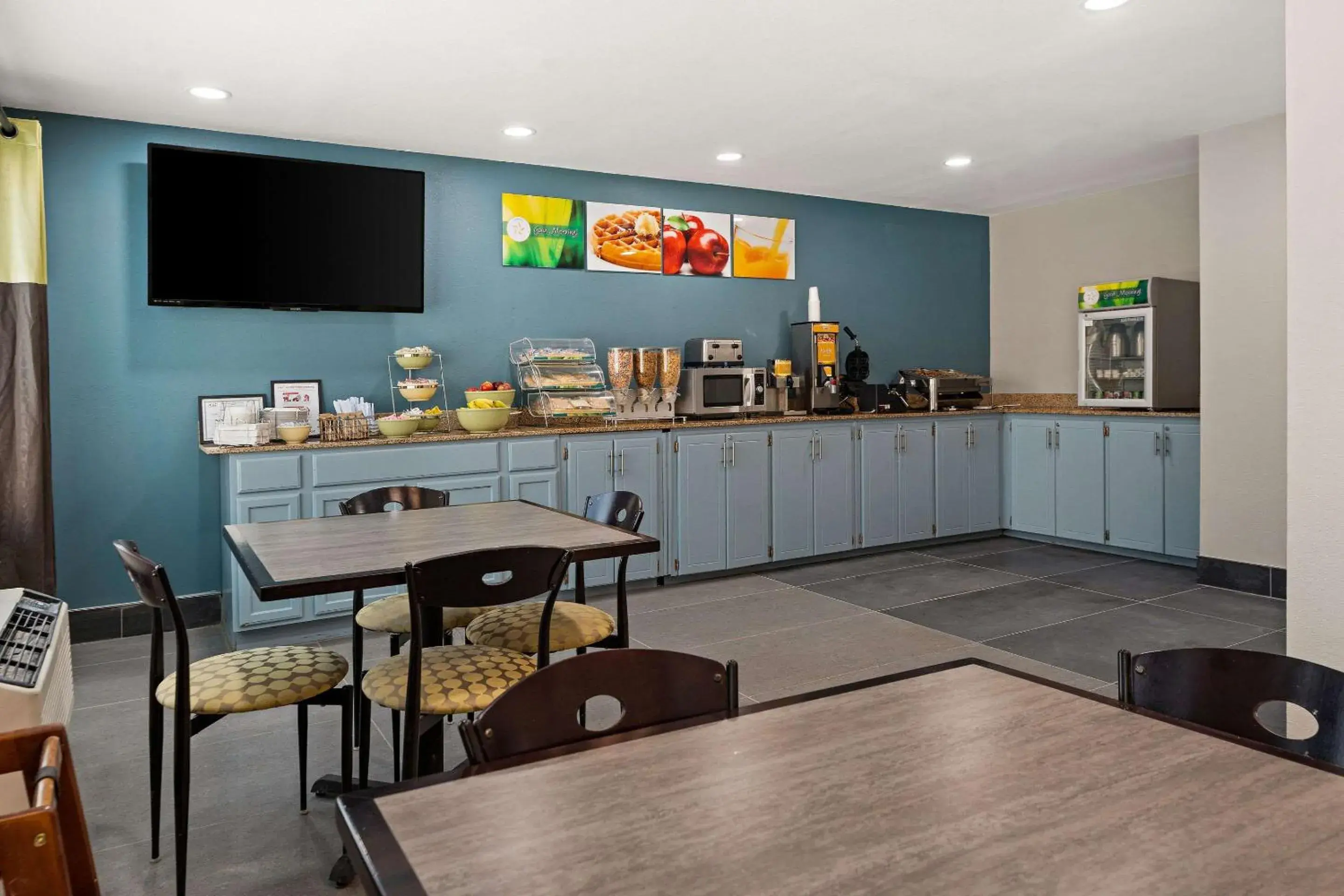 Breakfast in Quality Inn Sandersville Breakfast in Quality Inn Sandersville