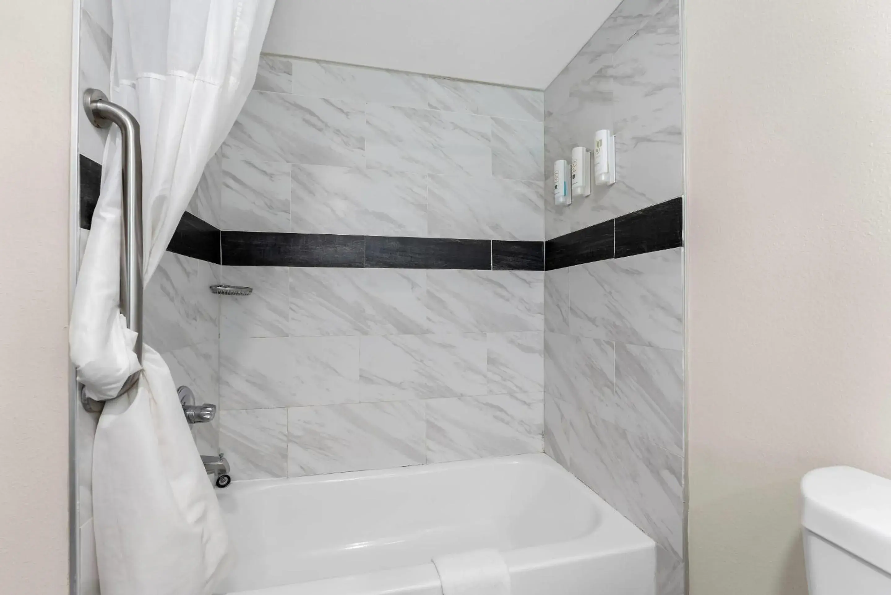 Bedroom in Quality Inn Sandersville Bedroom in Quality Inn Sandersville