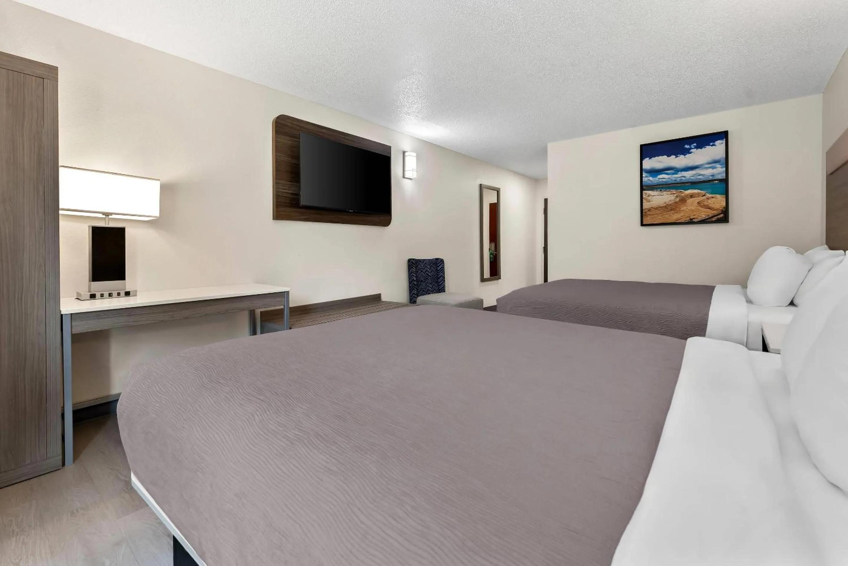 Bedroom, Bed in Quality Inn Sandersville