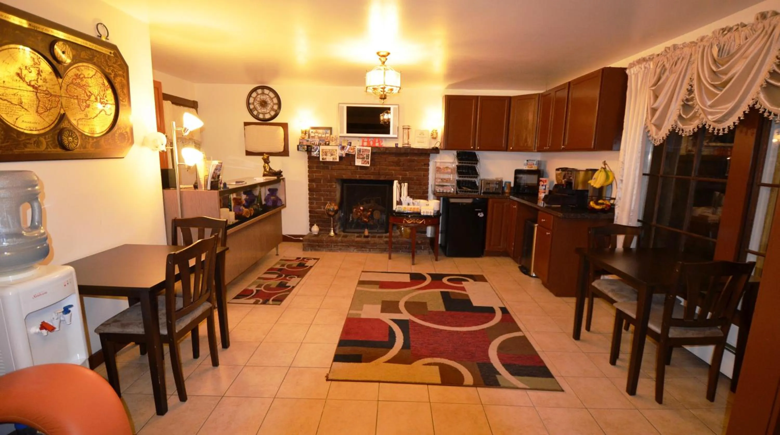 Restaurant/places to eat in Williamstown Motel