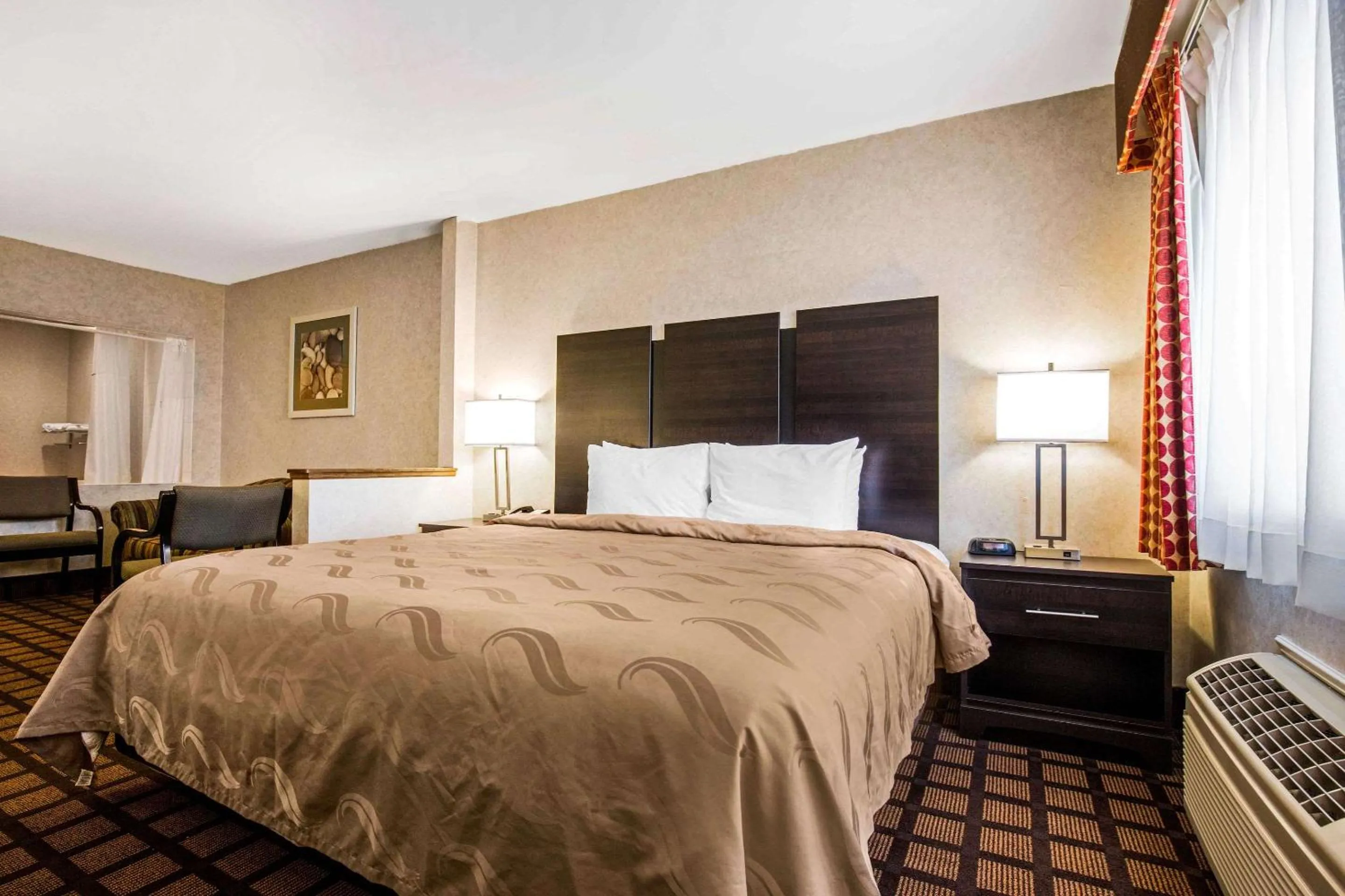 Photo of the whole room, Bed in Quality Inn Monee I-57