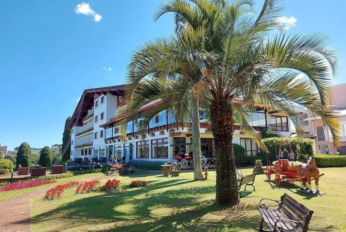 Property building in Hotel Renar Property building in Hotel Renar