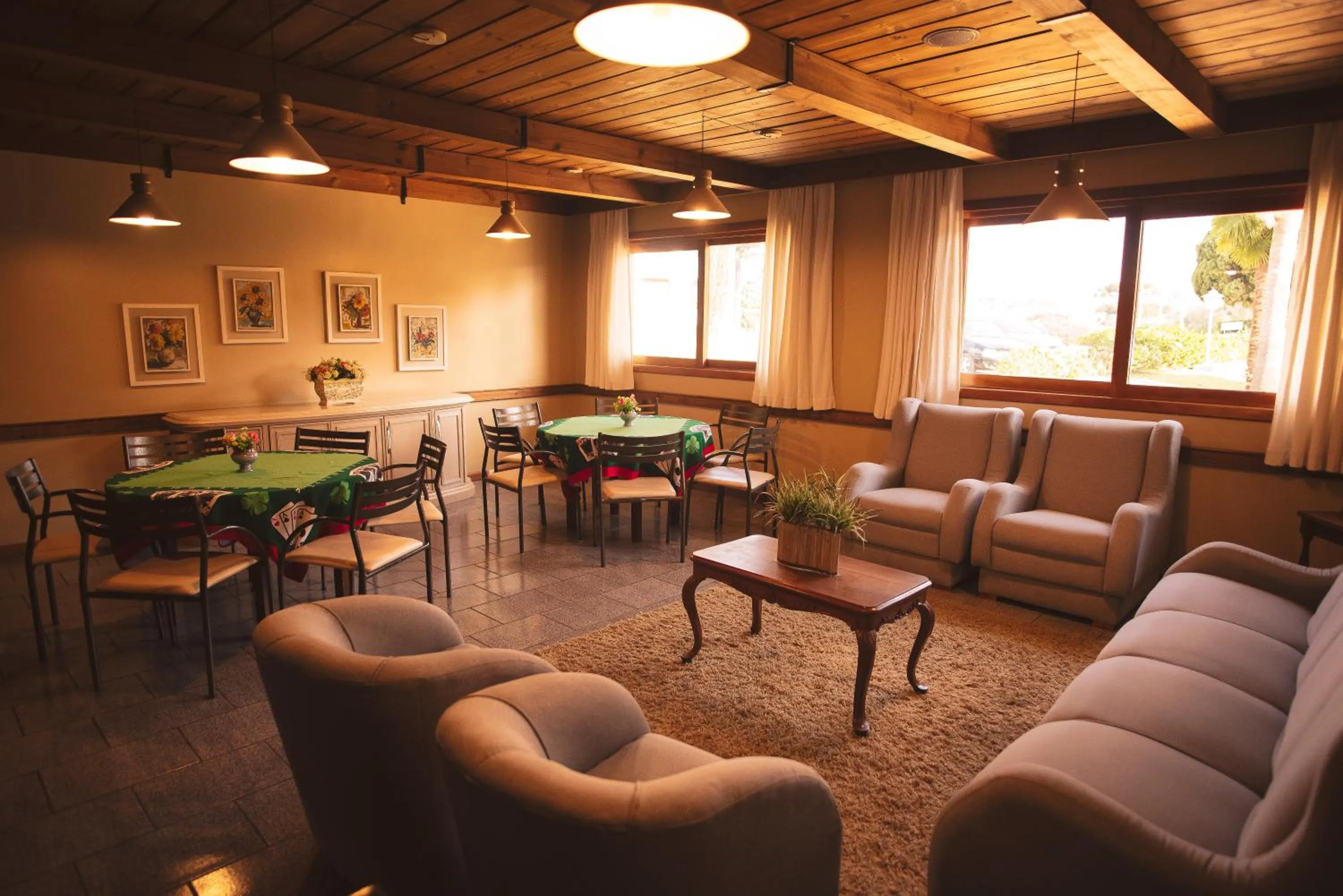 Lounge or bar in Hotel Renar
