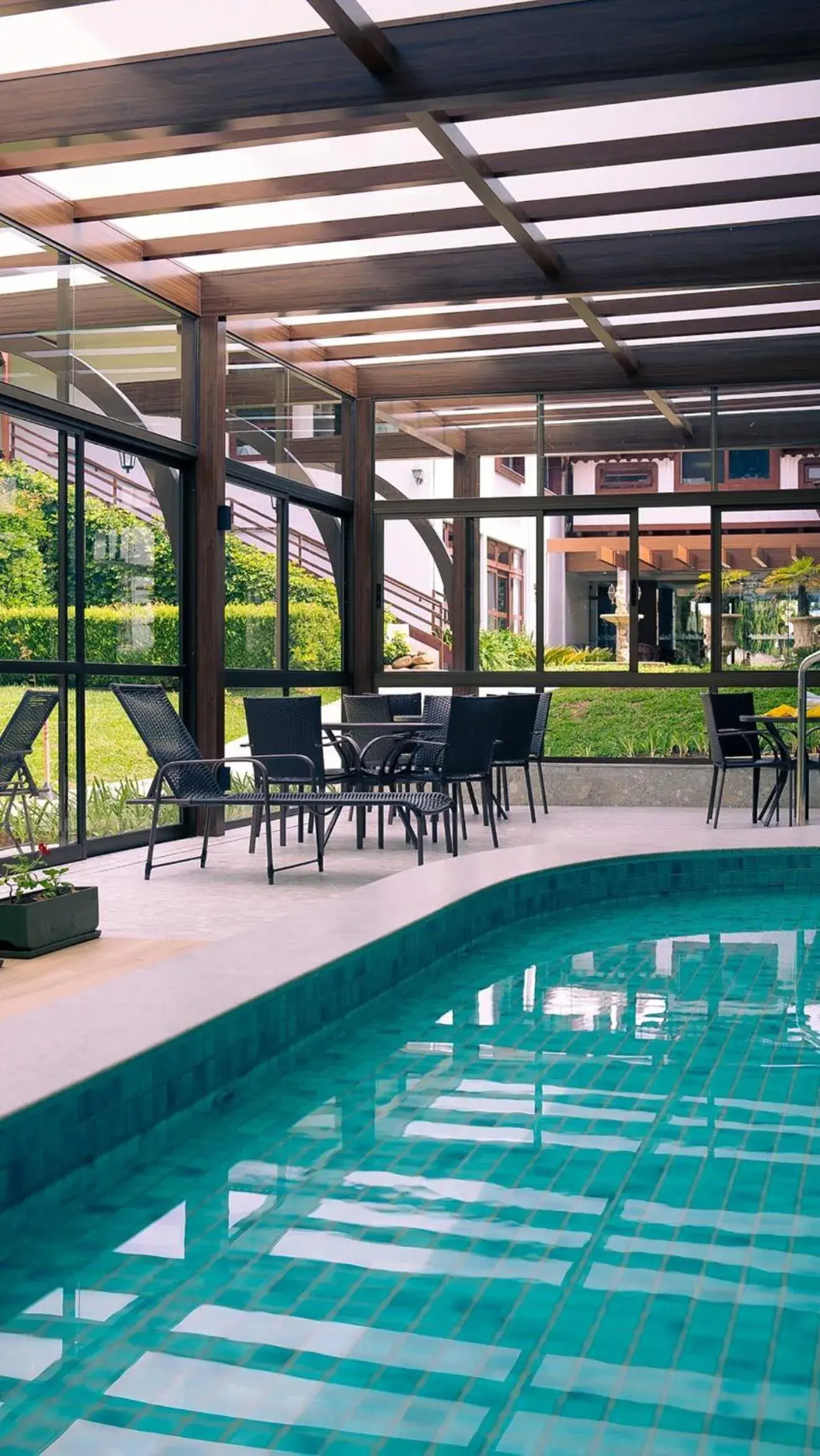 Swimming pool in Hotel Renar Swimming pool in Hotel Renar