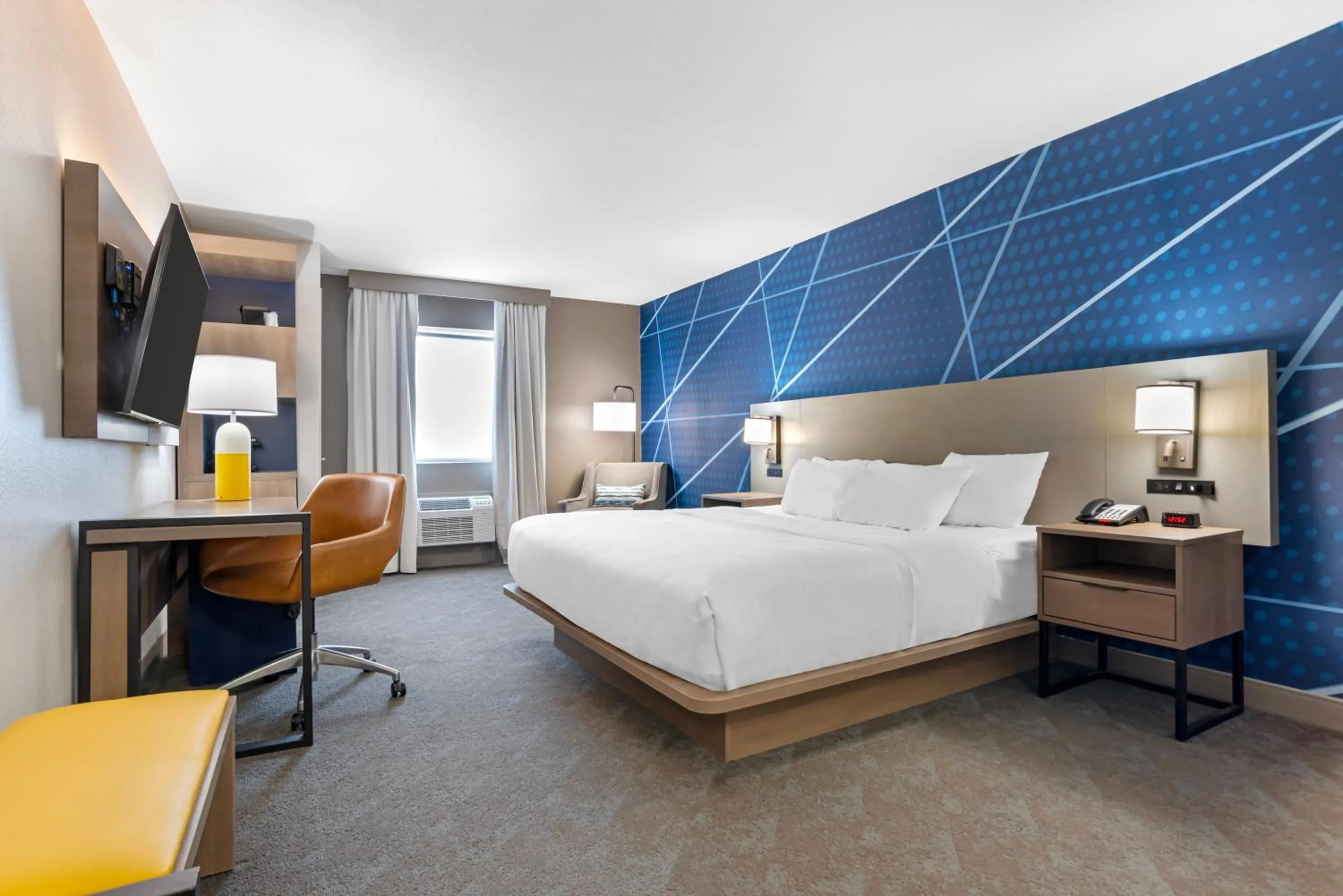 Bed in Comfort Inn Pensacola near NAS Corry Station