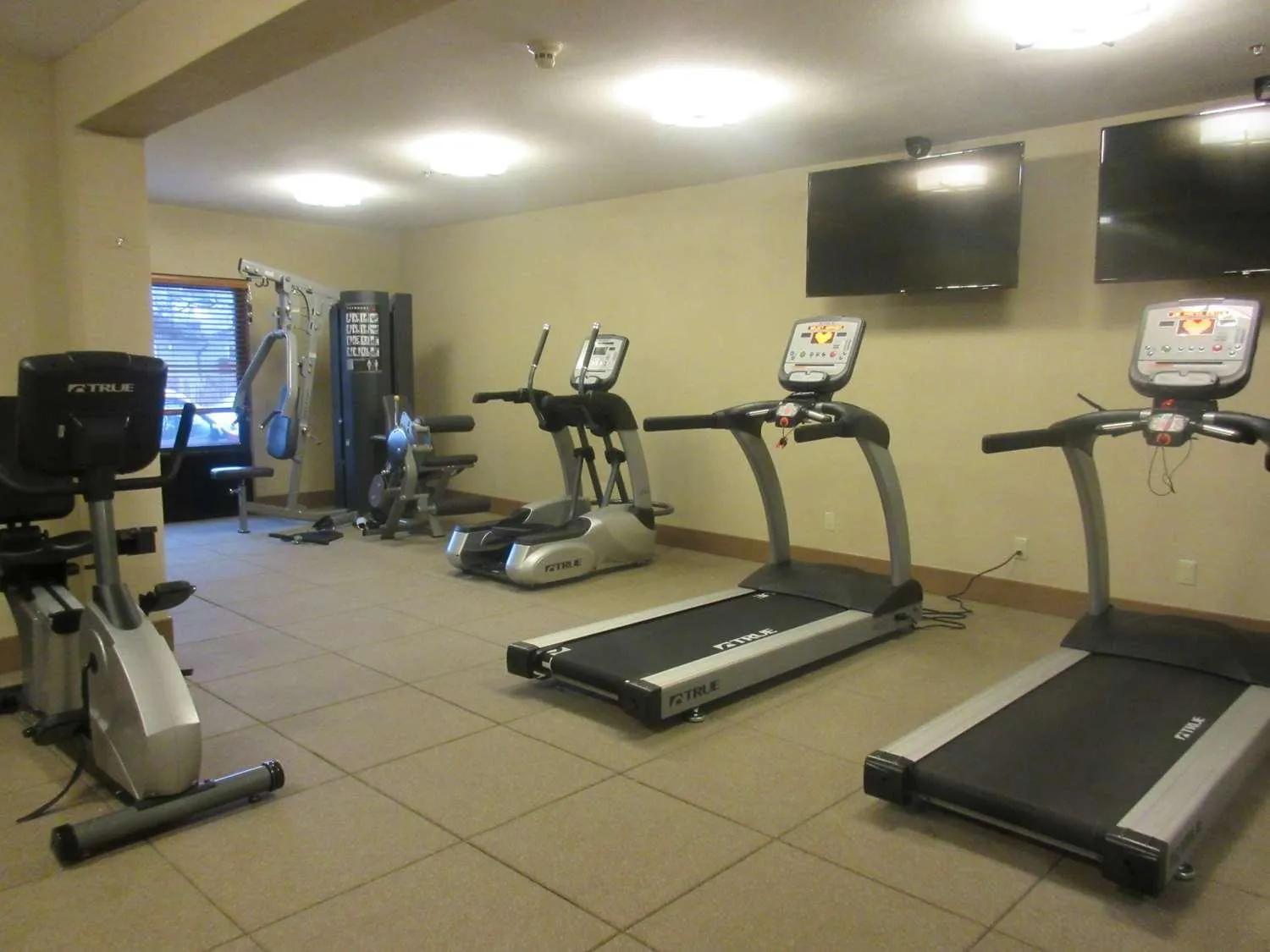 Fitness centre/facilities in Best Western Plus Olympic Inn