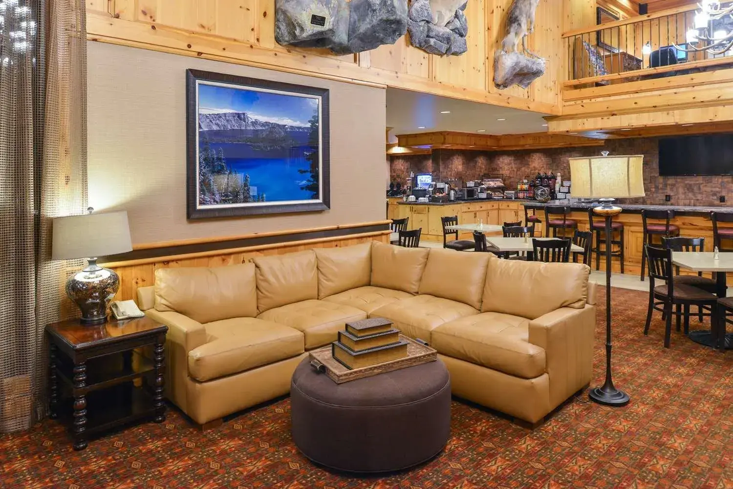 Lobby or reception in Best Western Plus Olympic Inn Lobby or reception in Best Western Plus Olympic Inn