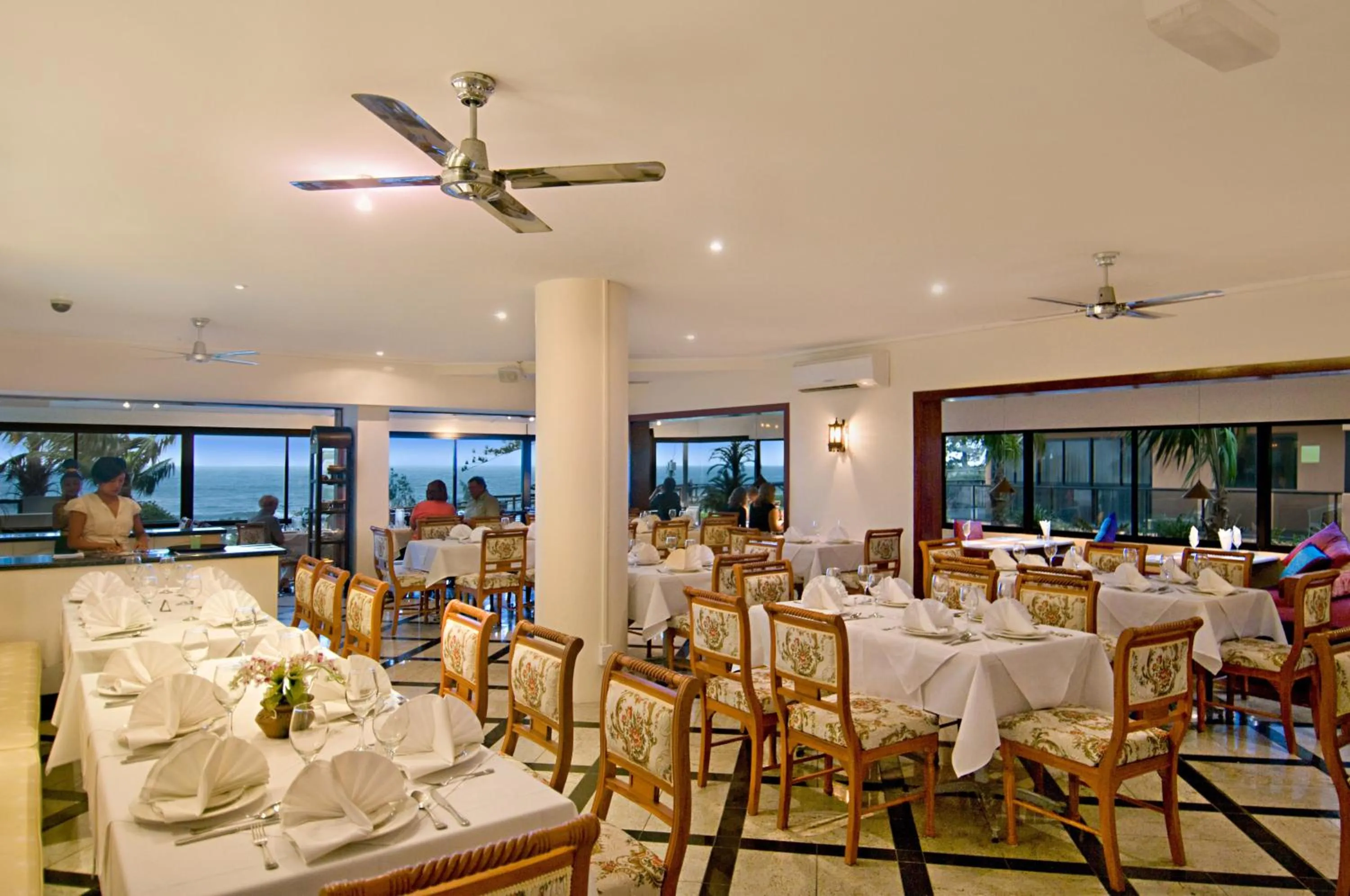 Restaurant/places to eat in Clubb Coolum Beach Resort Sunshine Coast