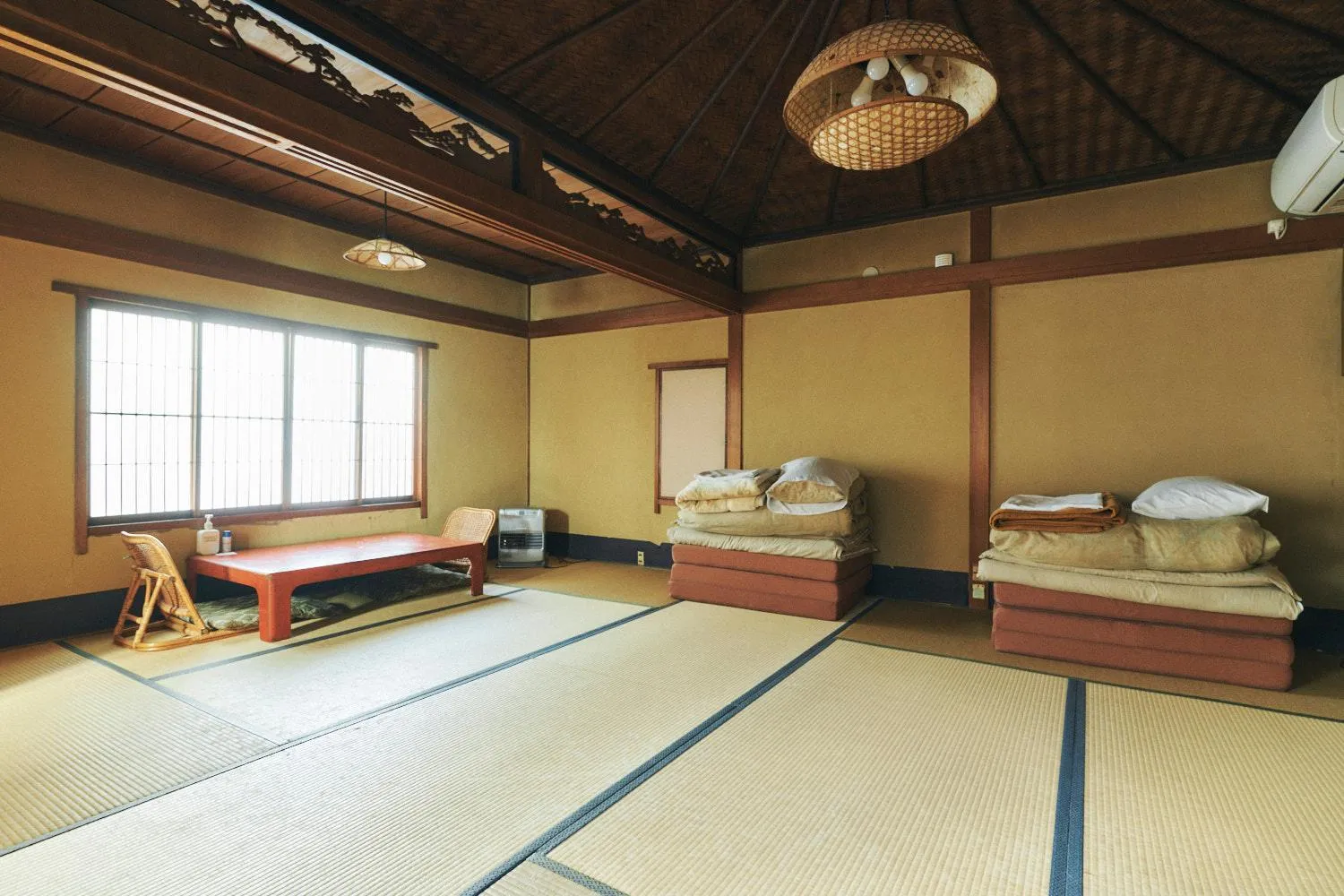 Photo of the whole room in Gojo Guest House