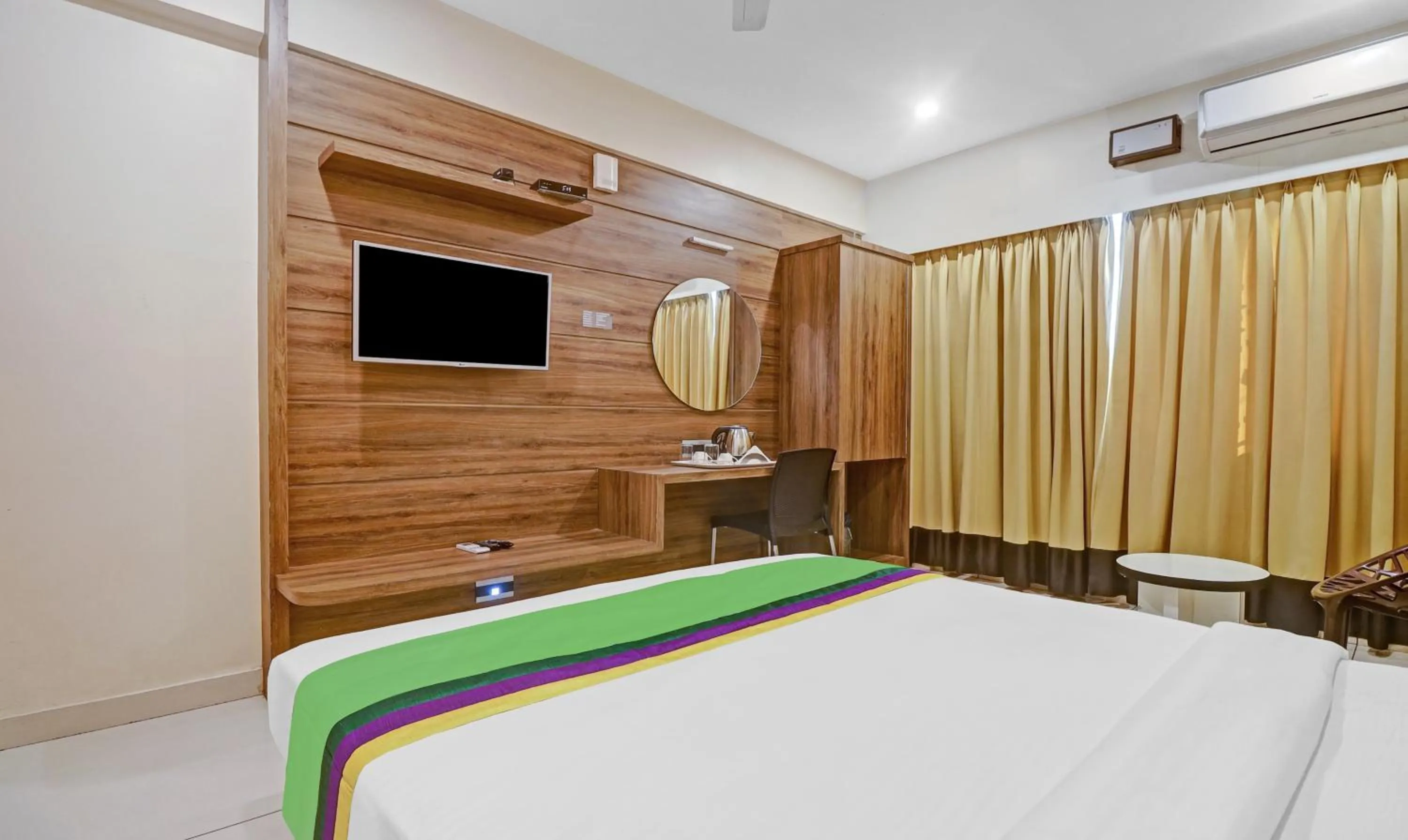 Bed in Treebo Silver Key, Marathahalli
