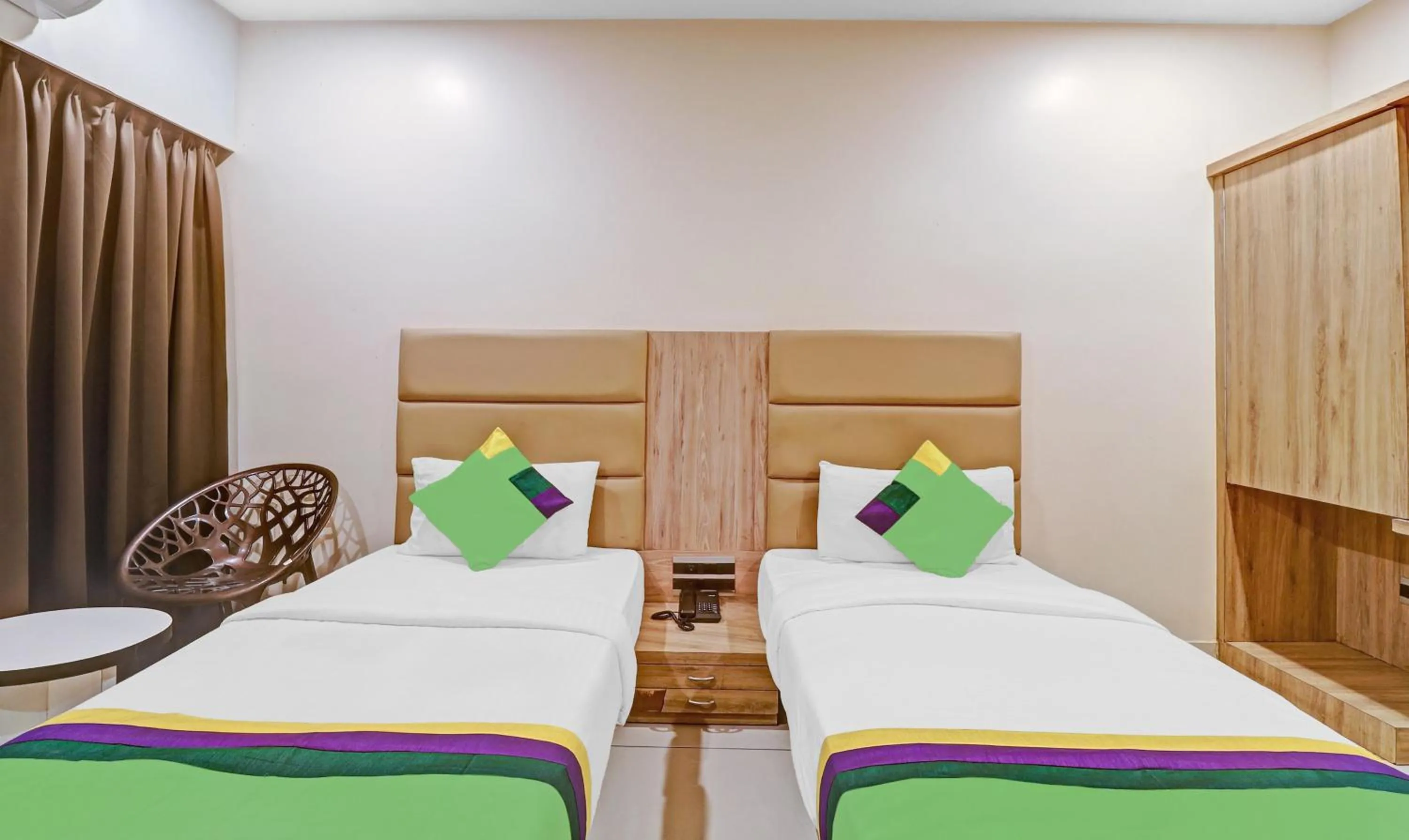 Bed in Treebo Silver Key, Marathahalli