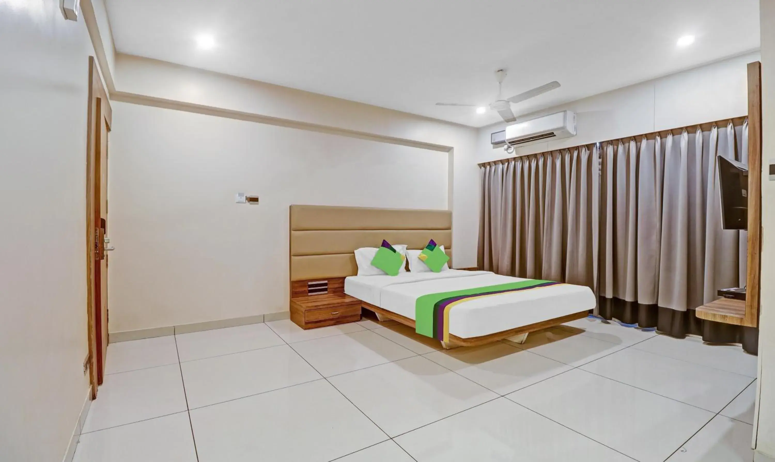 Bed in Treebo Silver Key, Marathahalli Bed in Treebo Silver Key, Marathahalli