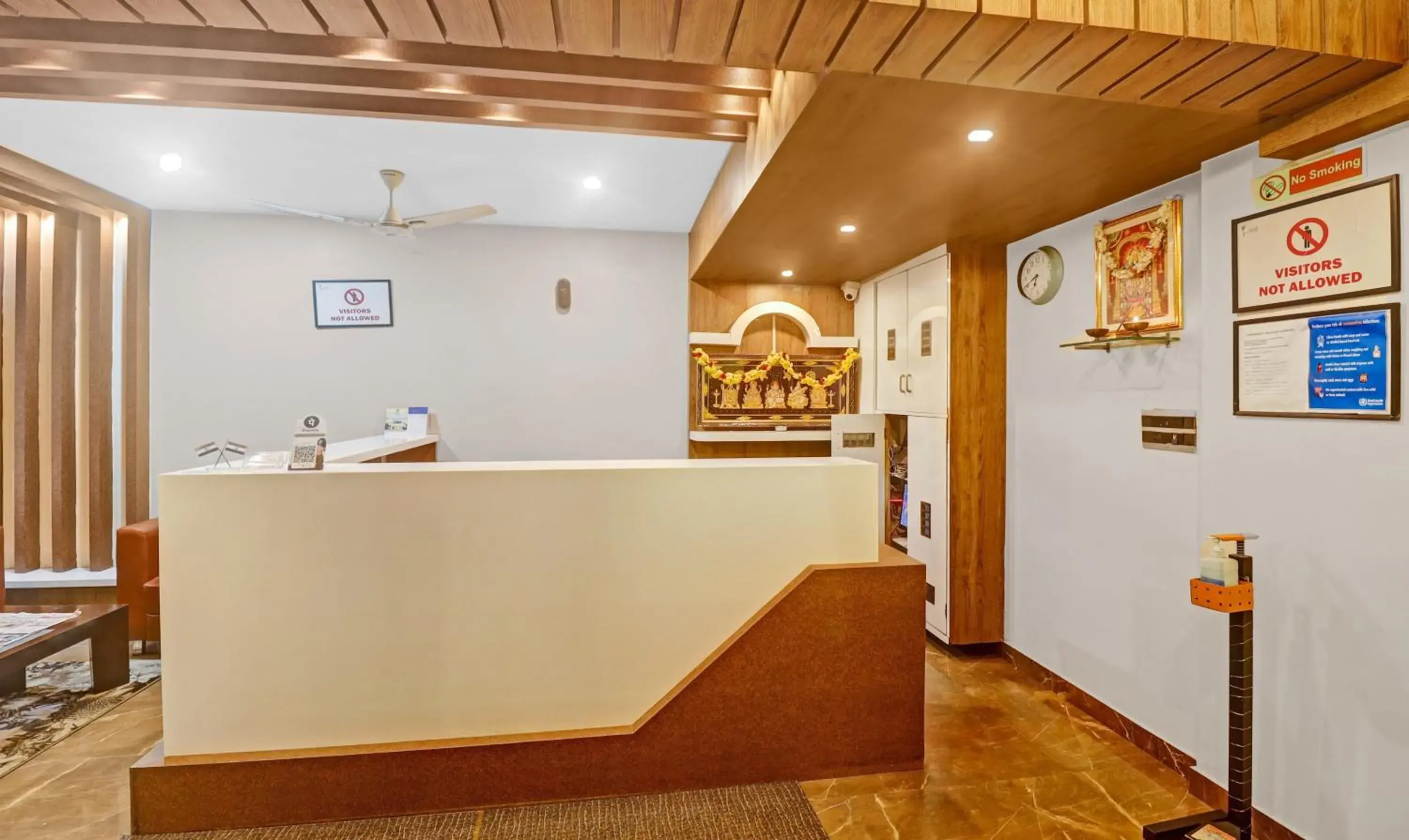 Lobby or reception in Treebo Silver Key, Marathahalli Lobby or reception in Treebo Silver Key, Marathahalli