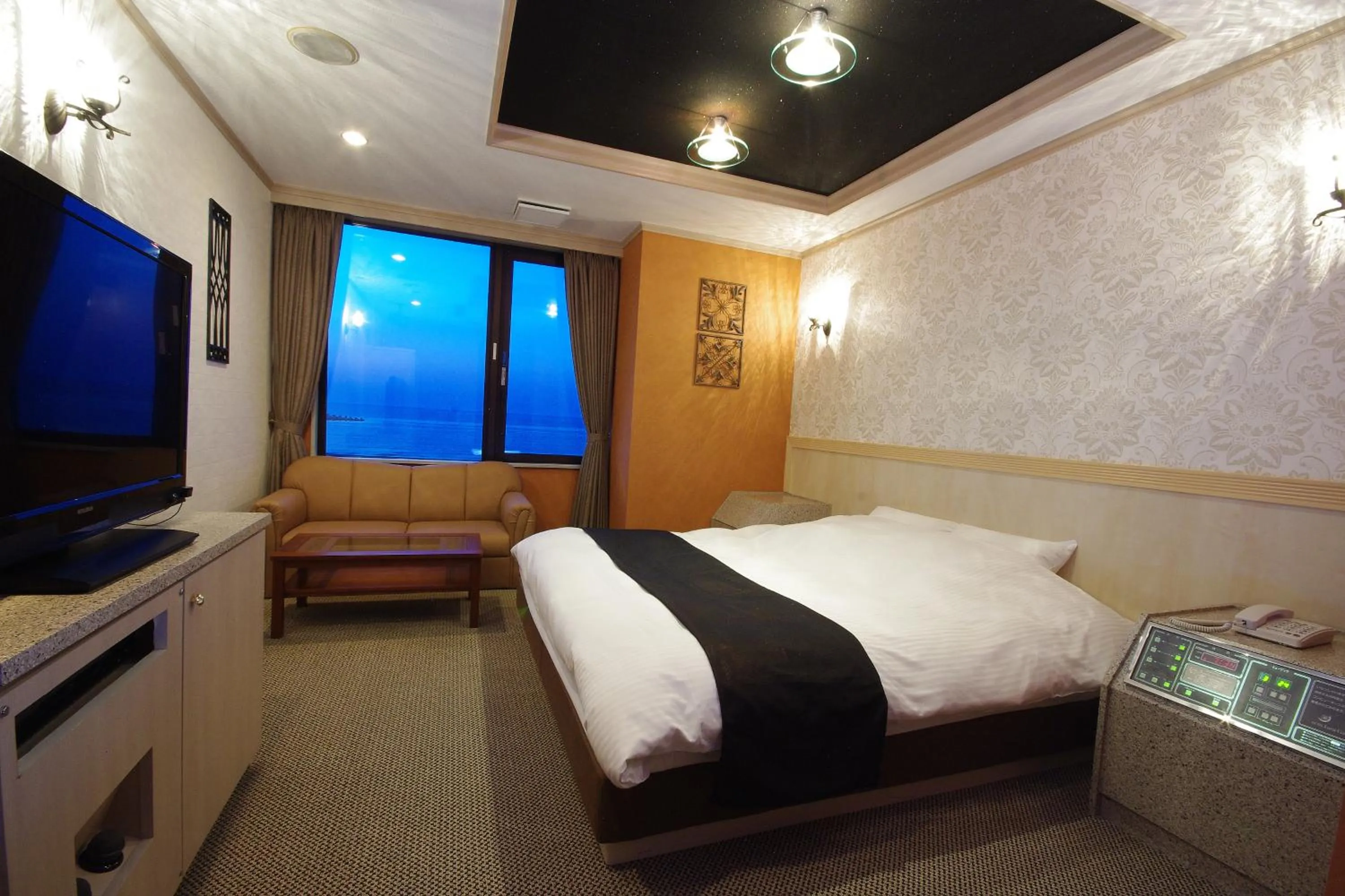 Bedroom, Bed in Hotel Luna Coast (Adult Only)