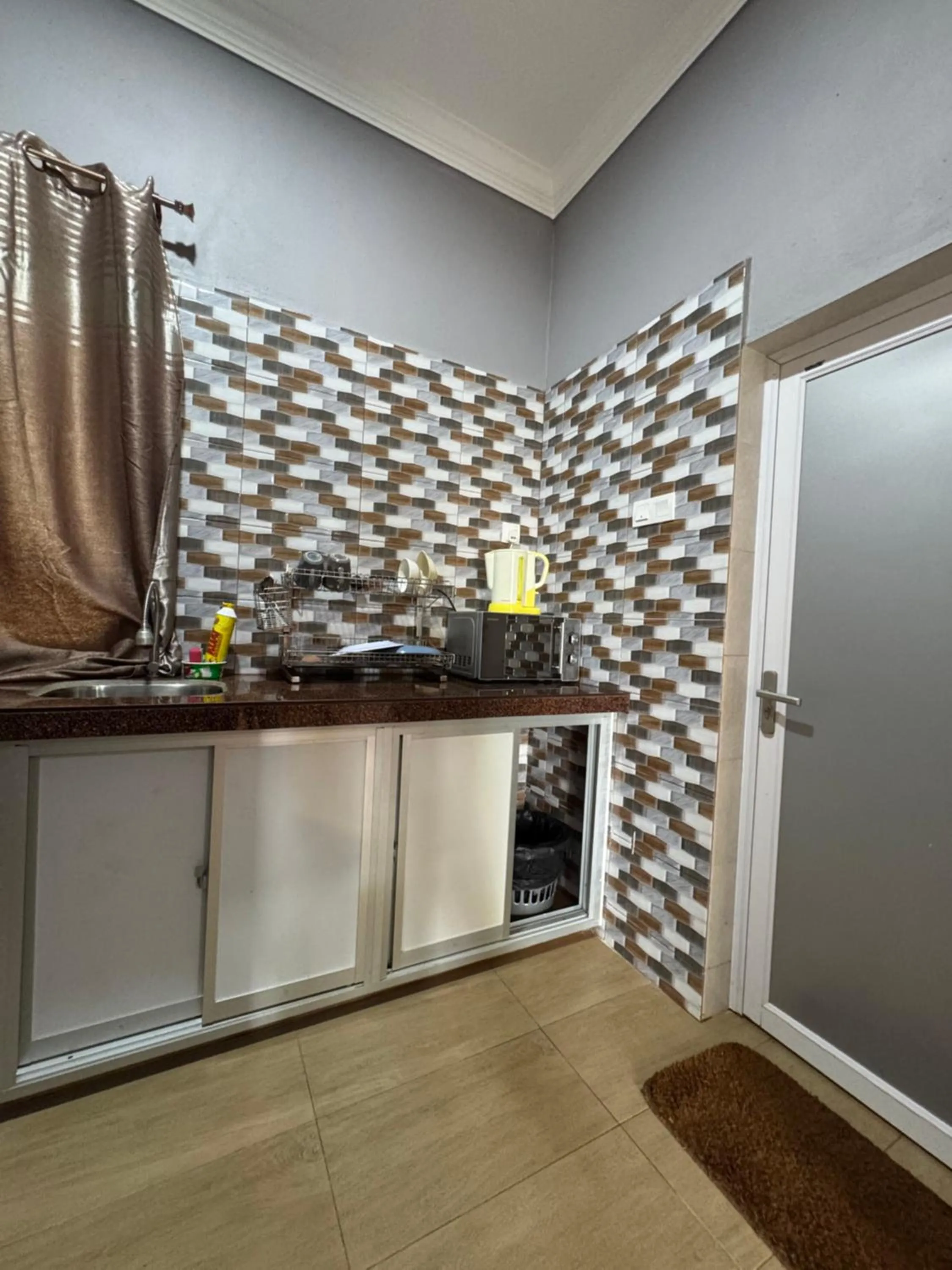 Cenang Room Rahsia Motel