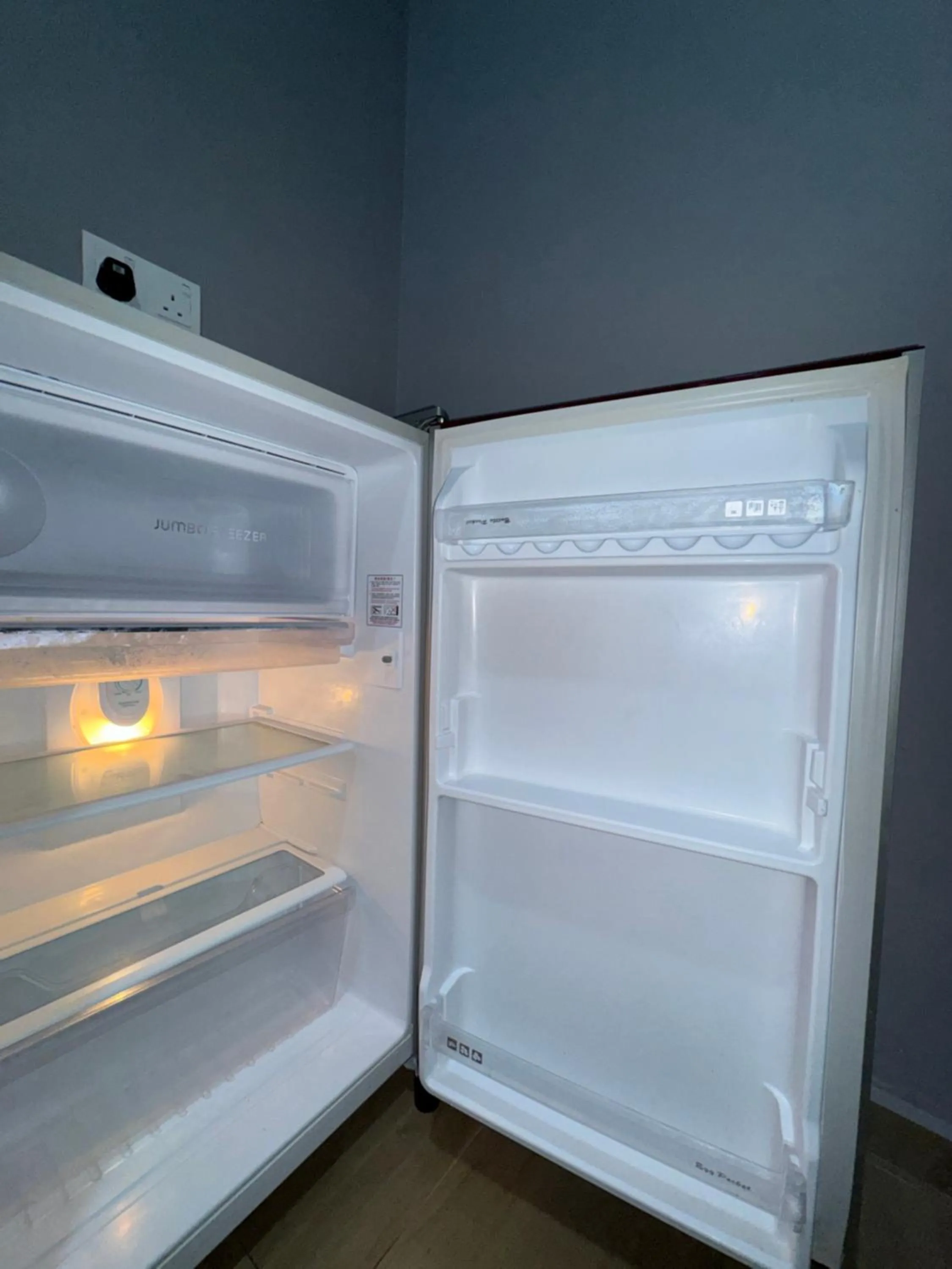 Cenang Room Rahsia Motel