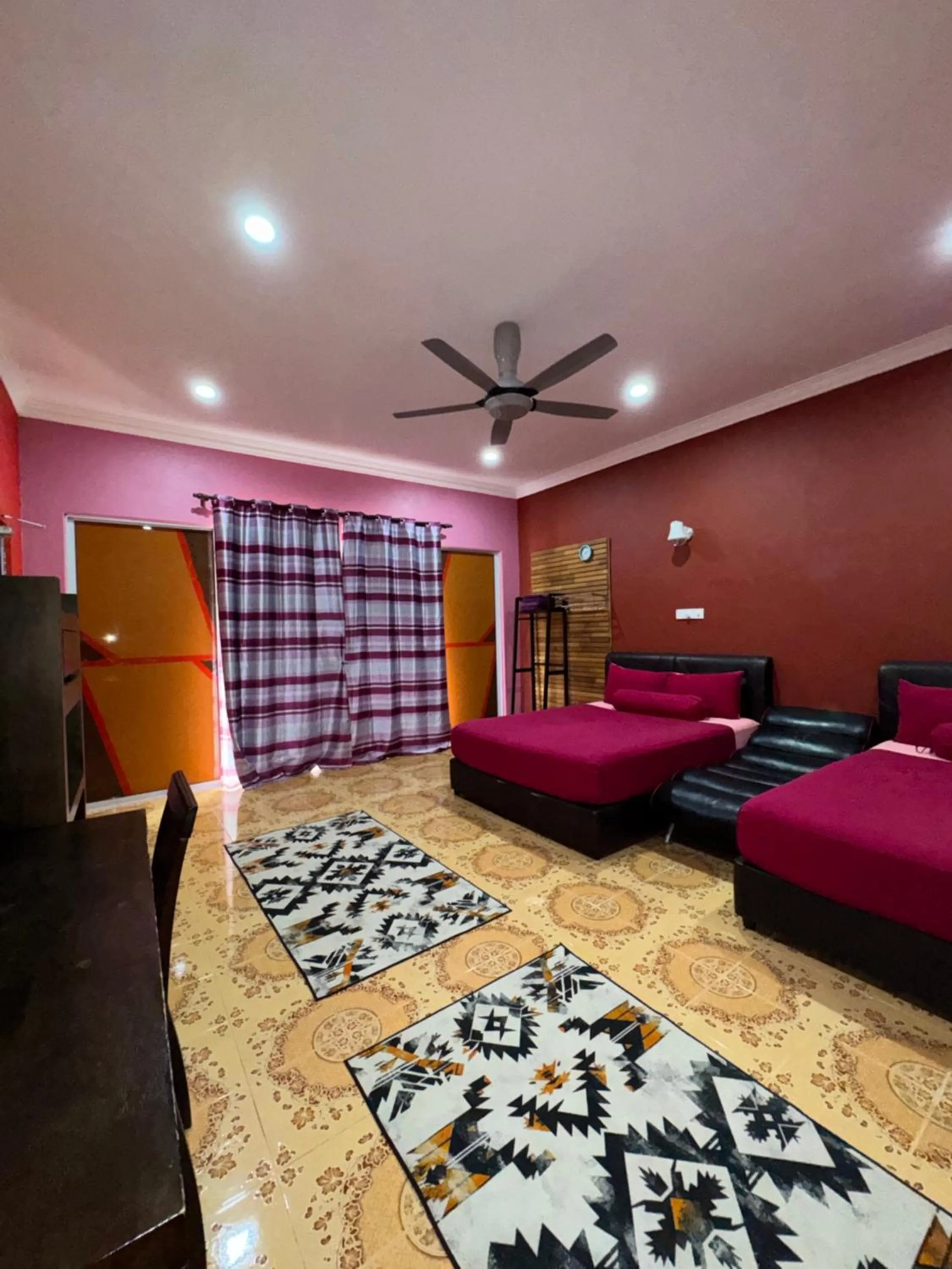 Bed in Cenang Room Rahsia Motel