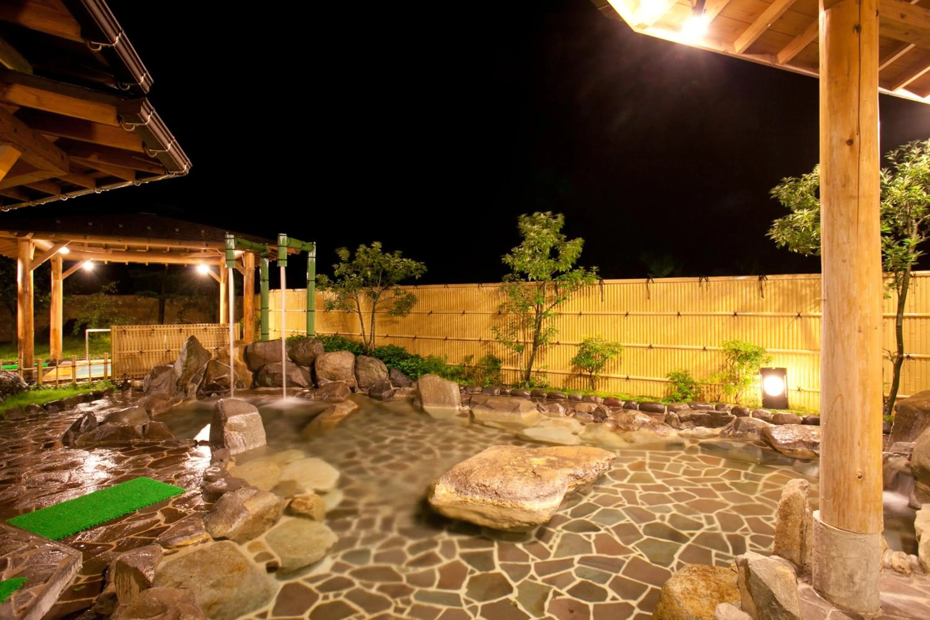 Hot Spring Bath in Ichinomata Onsen Grand Hotel