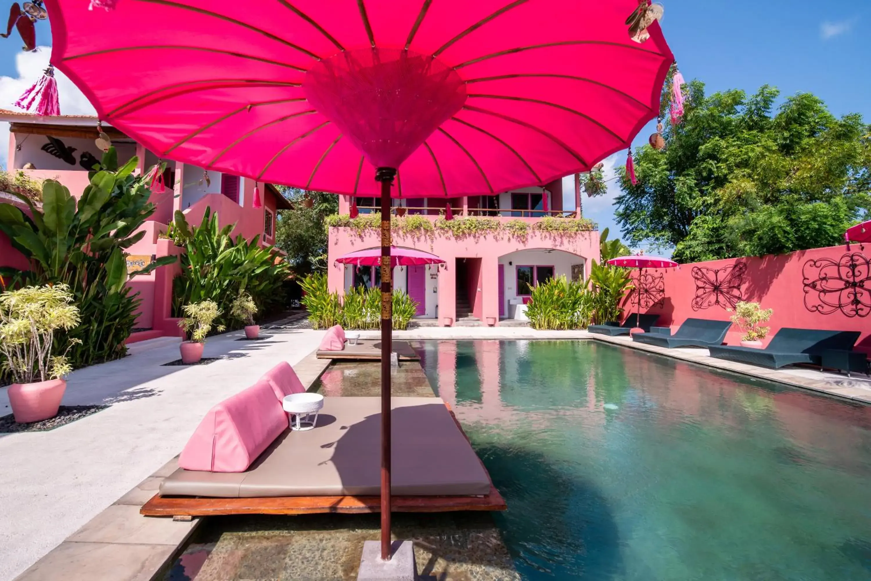 Property building in PinkCoco Uluwatu - Constant Surprises & for Cool Adults Only Property building in PinkCoco Uluwatu - Constant Surprises & for Cool Adults Only
