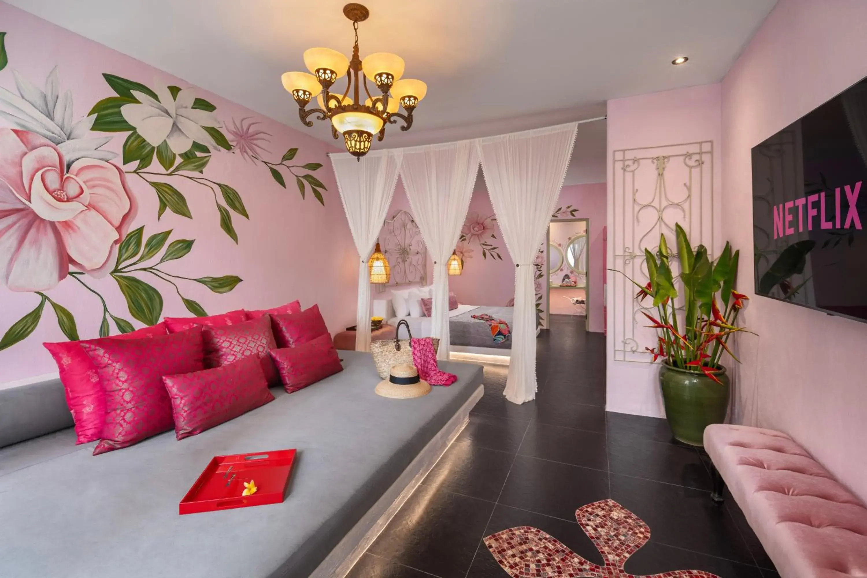 Bed in PinkCoco Uluwatu - Constant Surprises & for Cool Adults Only Bed in PinkCoco Uluwatu - Constant Surprises & for Cool Adults Only