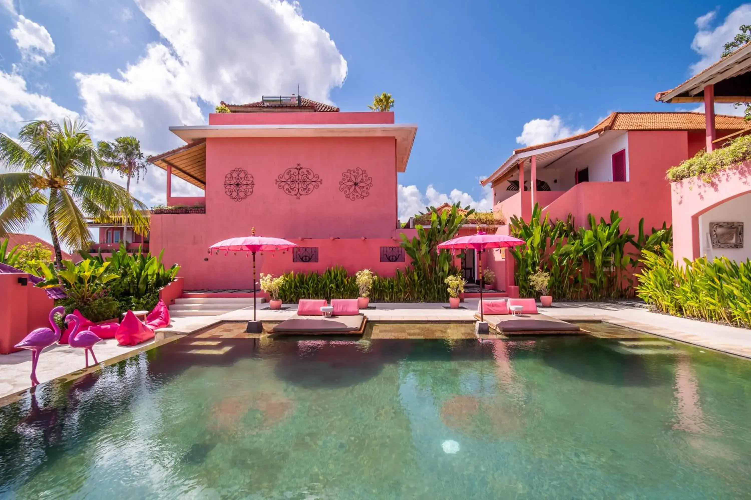 Property building in PinkCoco Uluwatu - Constant Surprises & for Cool Adults Only Property building in PinkCoco Uluwatu - Constant Surprises & for Cool Adults Only