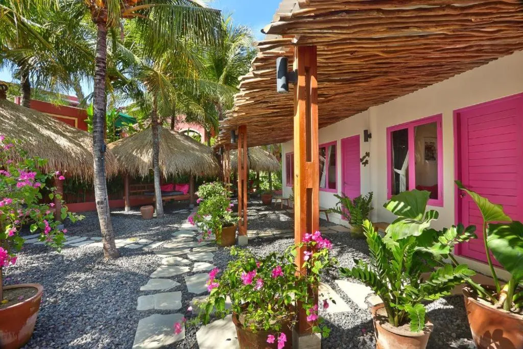 Garden in PinkCoco Uluwatu - Constant Surprises & for Cool Adults Only