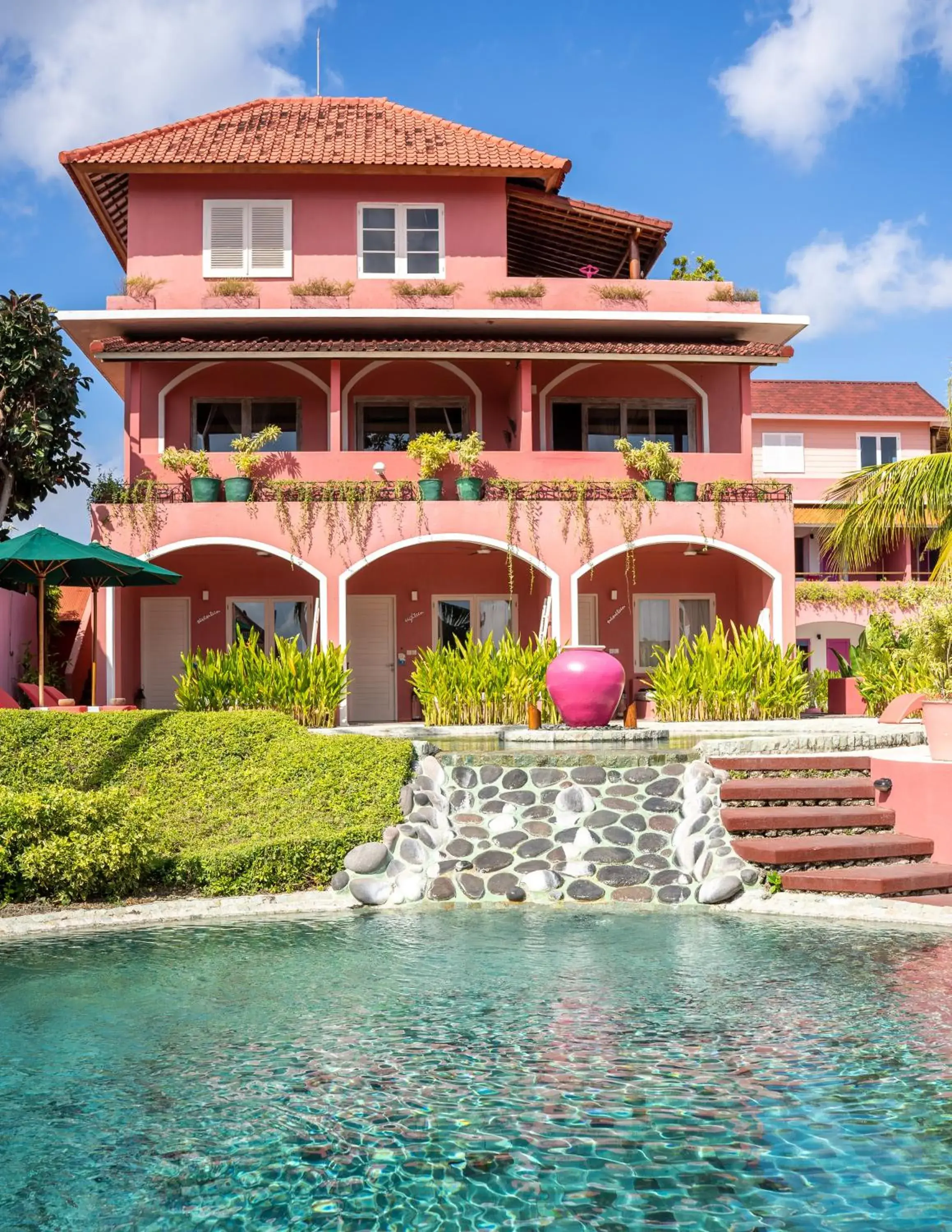 Property building in PinkCoco Uluwatu - Constant Surprises & for Cool Adults Only Property building in PinkCoco Uluwatu - Constant Surprises & for Cool Adults Only