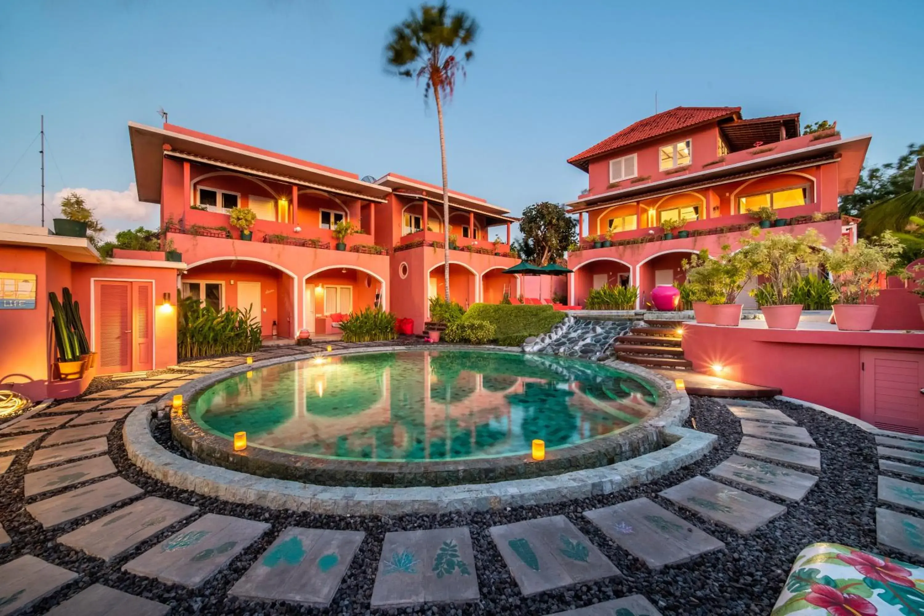 Property building in PinkCoco Uluwatu - Constant Surprises & for Cool Adults Only Property building in PinkCoco Uluwatu - Constant Surprises & for Cool Adults Only