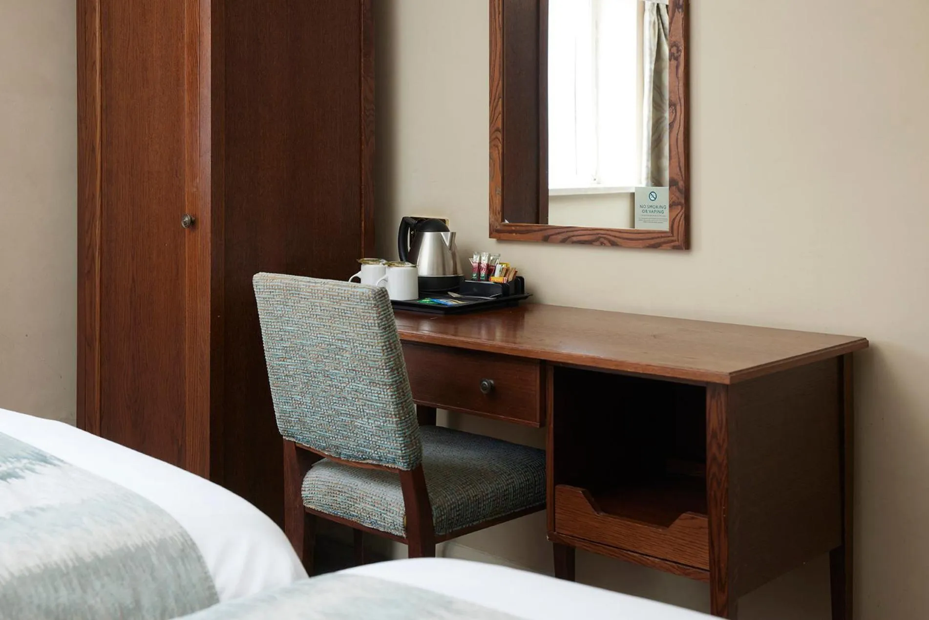 Bedroom, Bed in The Coleshill by Greene King Inns