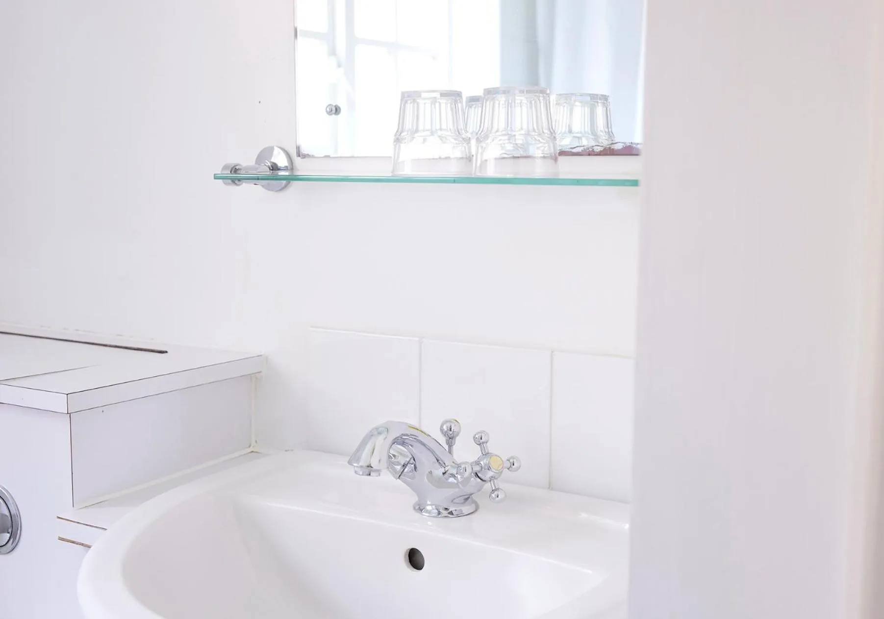 Bathroom in The Coleshill by Greene King Inns