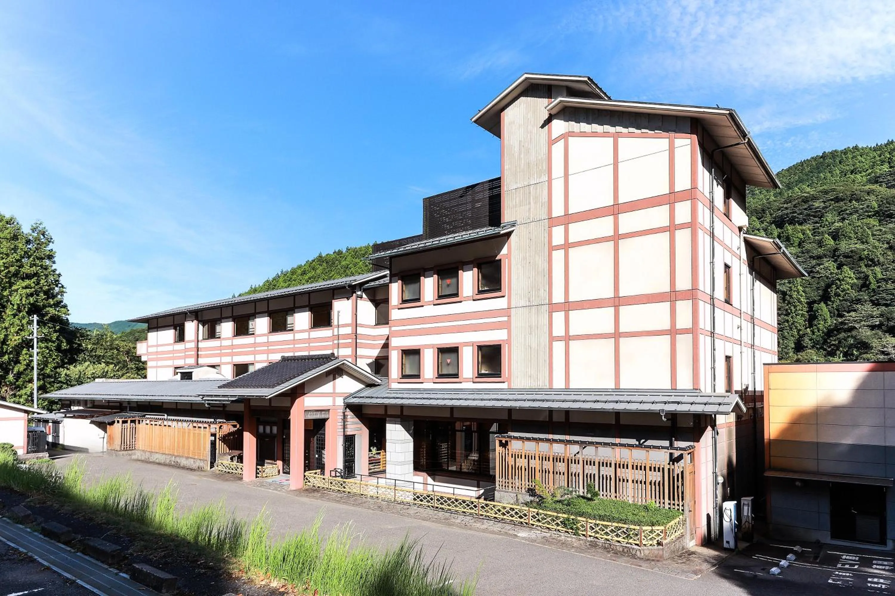 Property building in Ichinomata Onsen Kanko Hotel