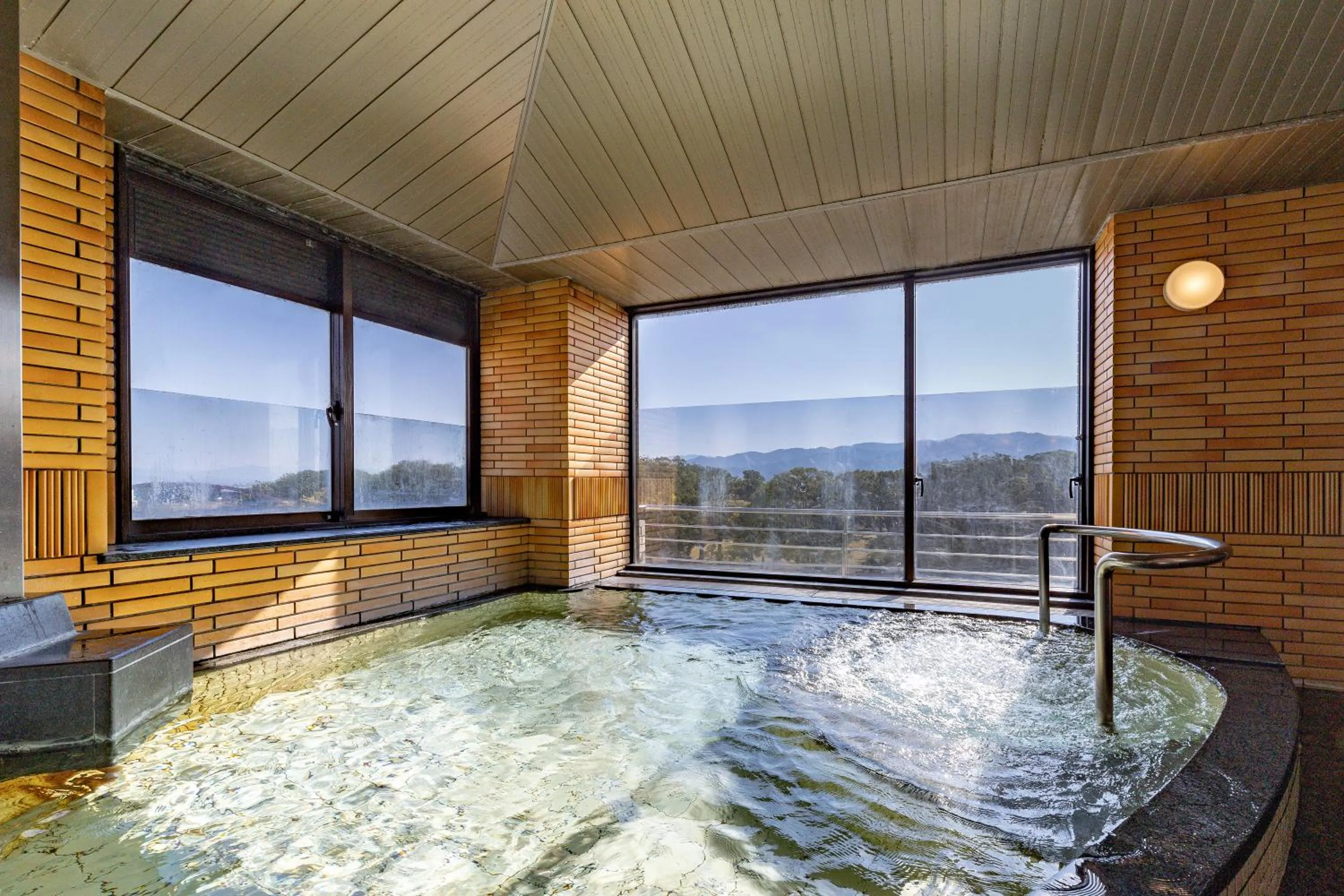 Public Bath in Chikugofunegoya Koen No Yado