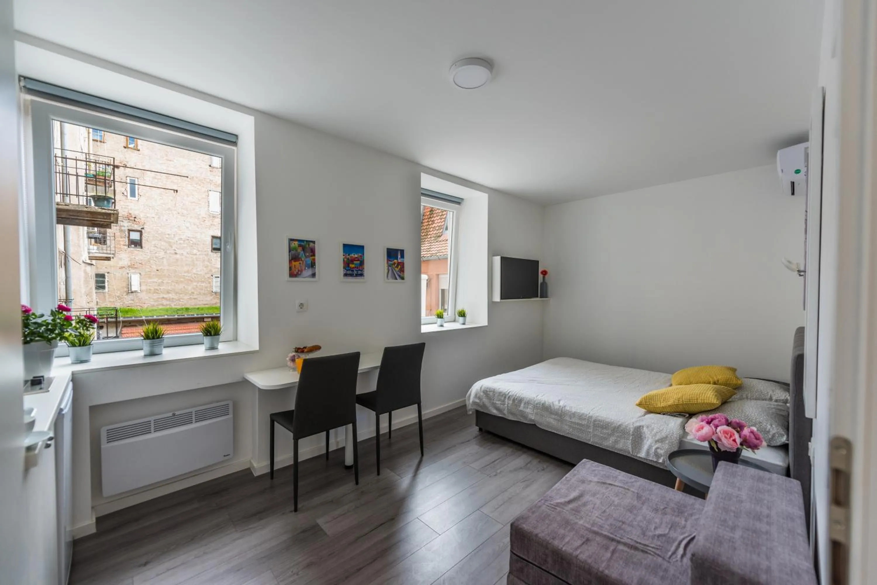 Bed in King's Street Apartments