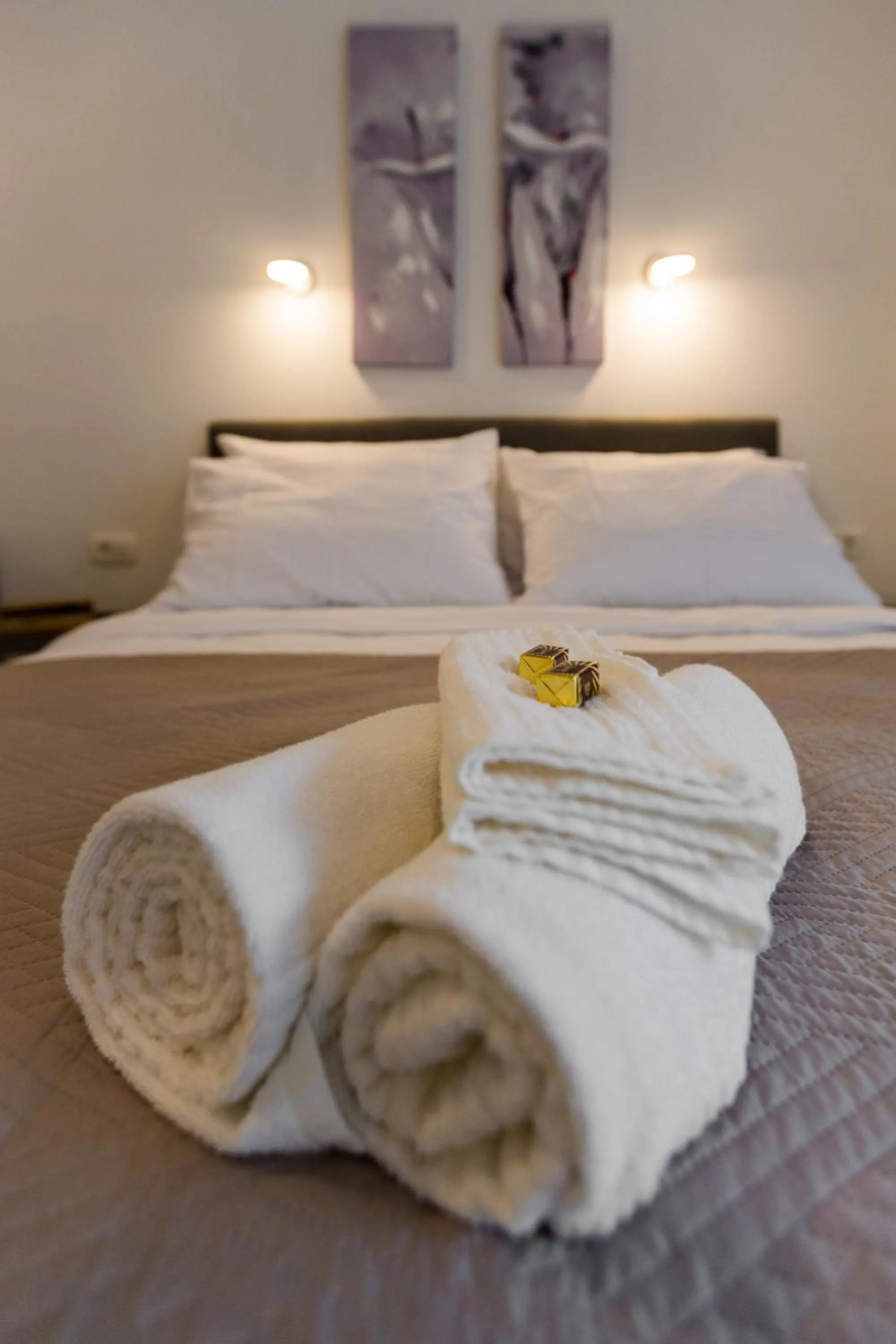 Bed in King's Street Apartments