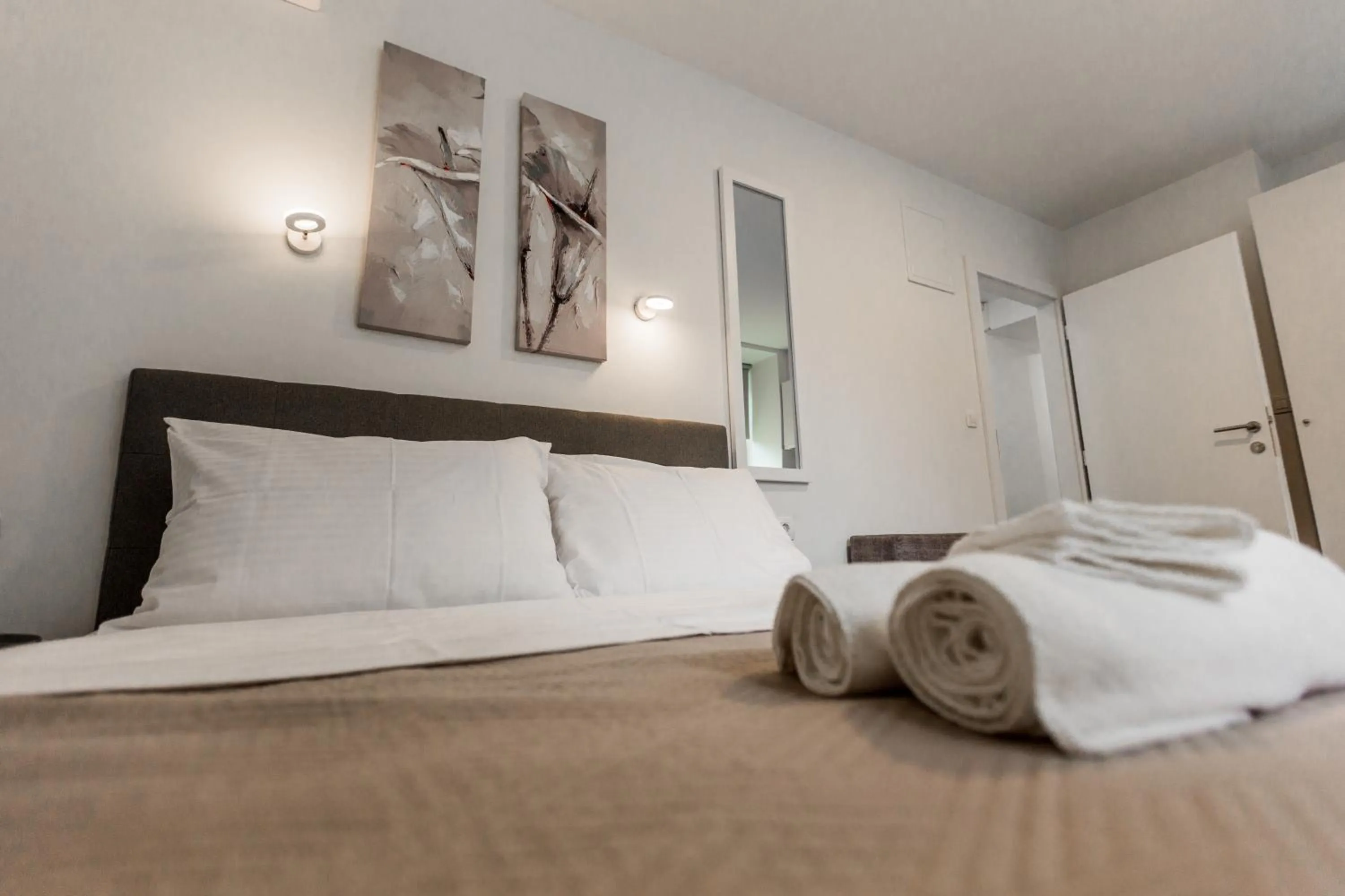 Bed in King's Street Apartments